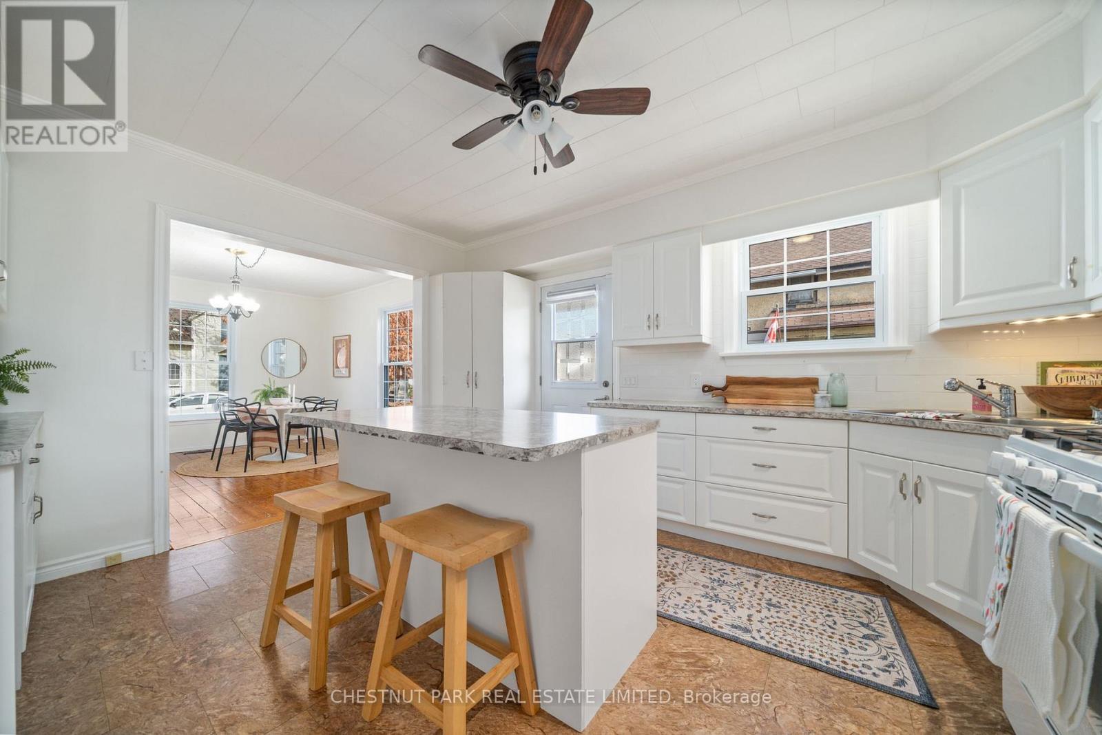 299 Noxon Avenue, Prince Edward County, Ontario  K0K 3L0 - Photo 15 - X12582424