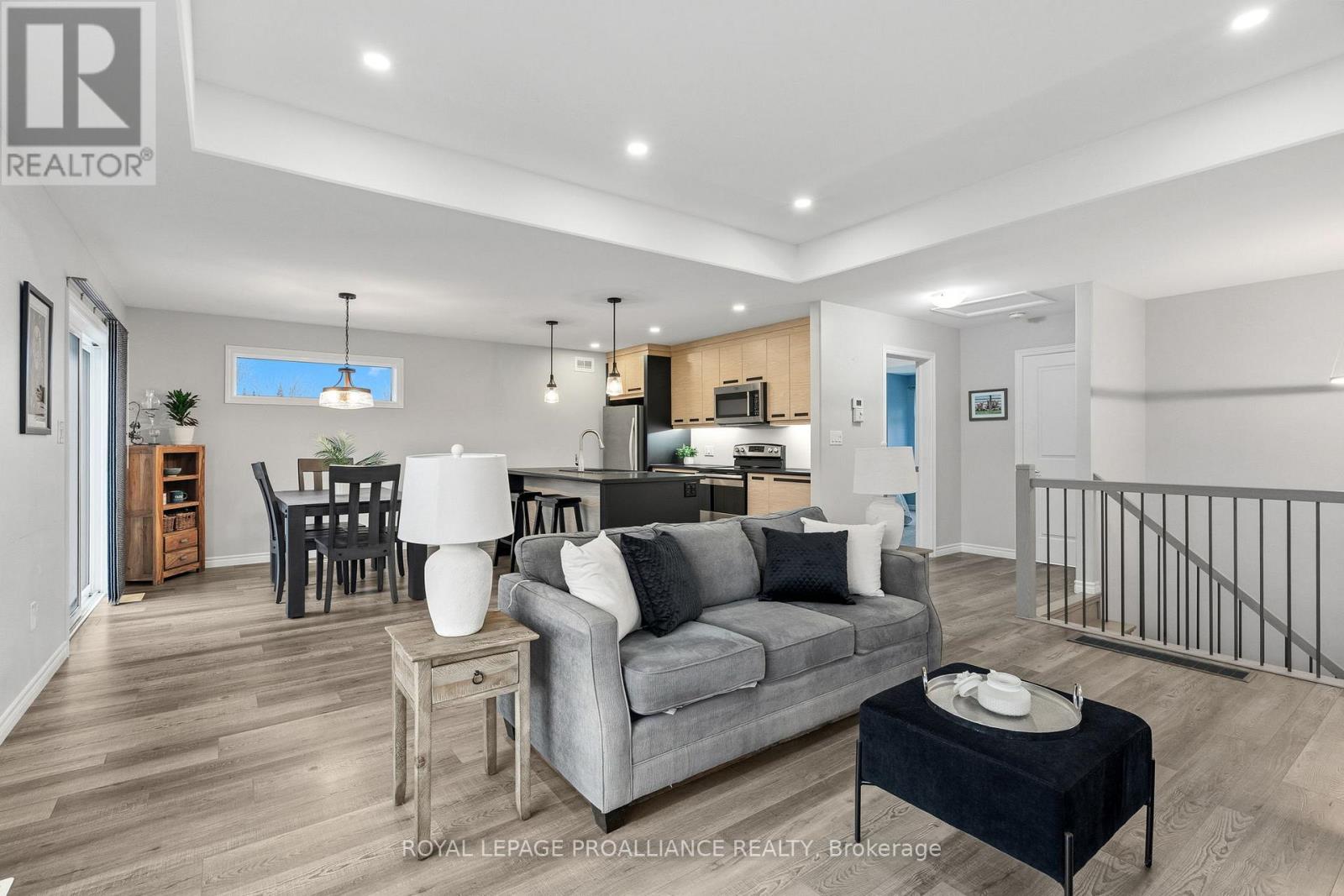 84 South George Street, Belleville, Ontario  K8N 3G9 - Photo 10 - X12583286