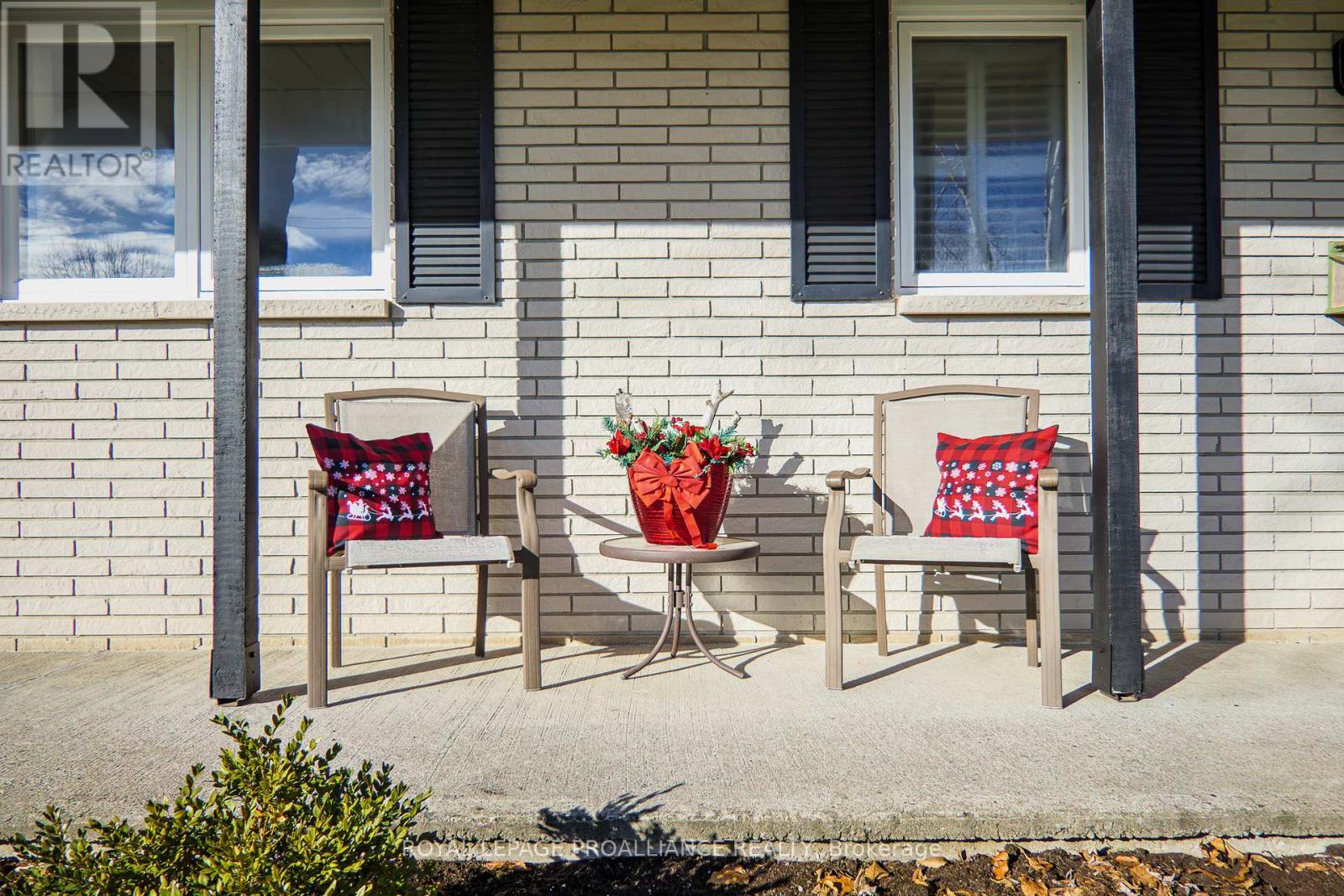 371 Maple Avenue, Deseronto, Ontario  K0K 1X0 - Photo 8 - X12583438