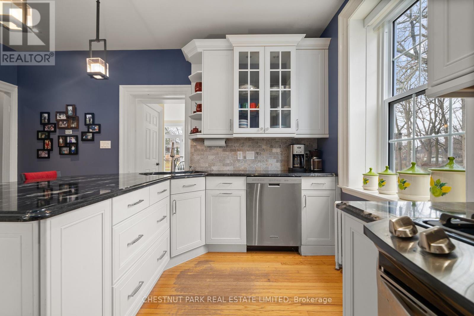 339 Main Street, Prince Edward County, Ontario  K0K 2T0 - Photo 8 - X12584756