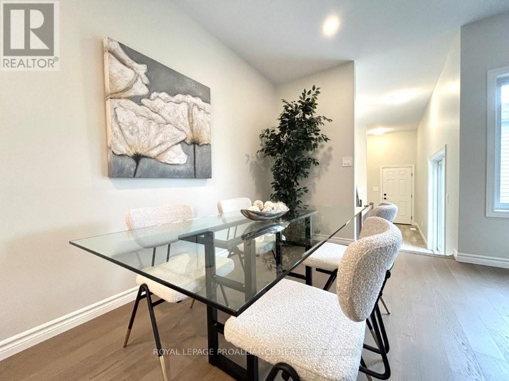 35 Athabaska Drive, Belleville, Ontario  K8N 0T1 - Photo 10 - X12585526