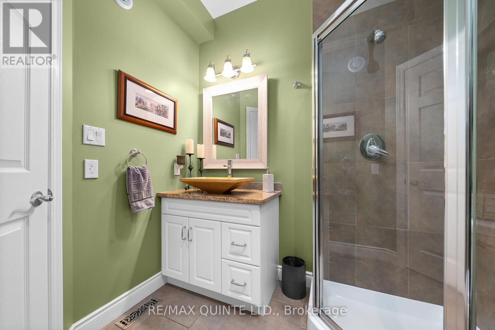 24 Gracefield Lane, Belleville, Ontario  K8N 4Z2 - Photo 12 - X12589772