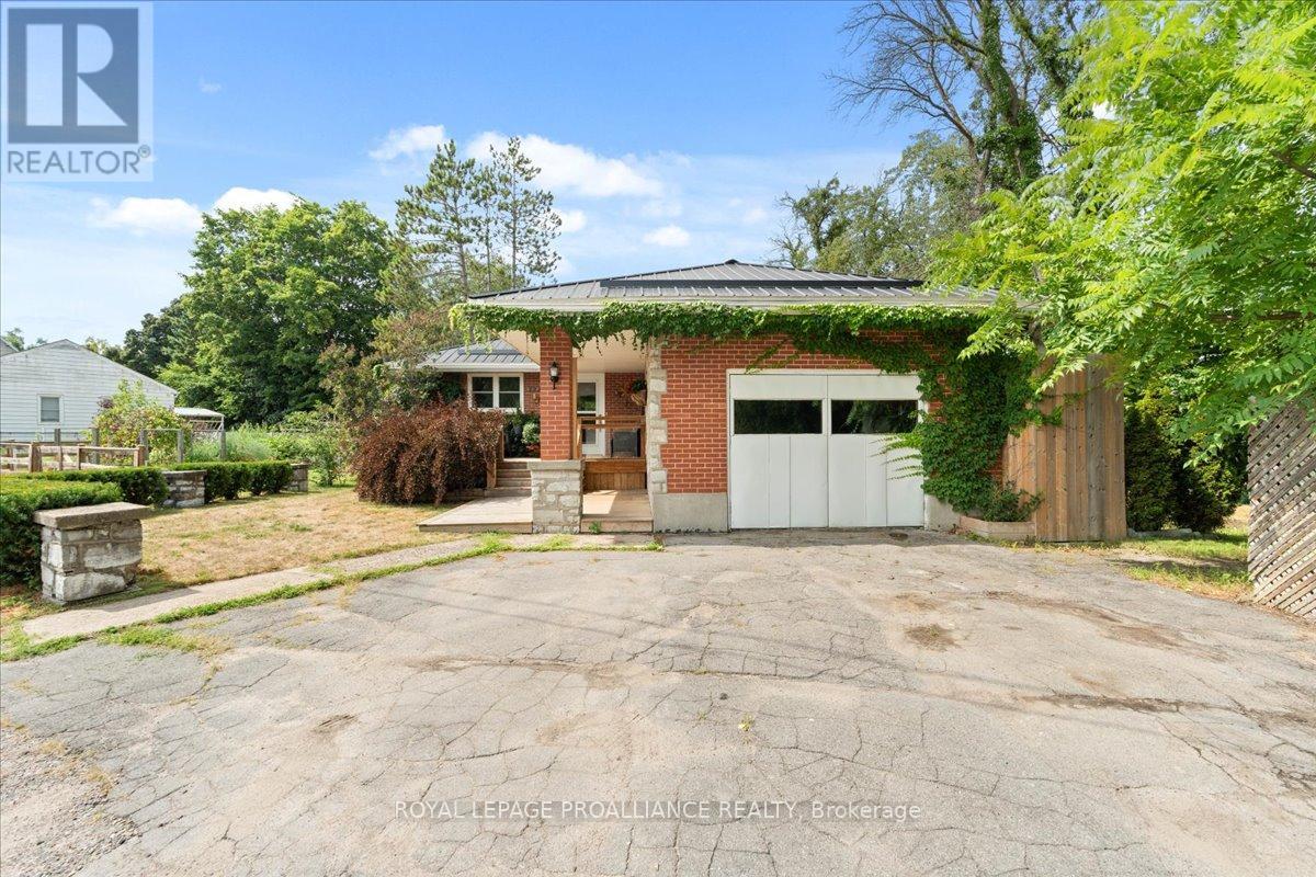 122 Spring Street E, Tweed, Ontario  K0K 3J0 - Photo 2 - X12590966