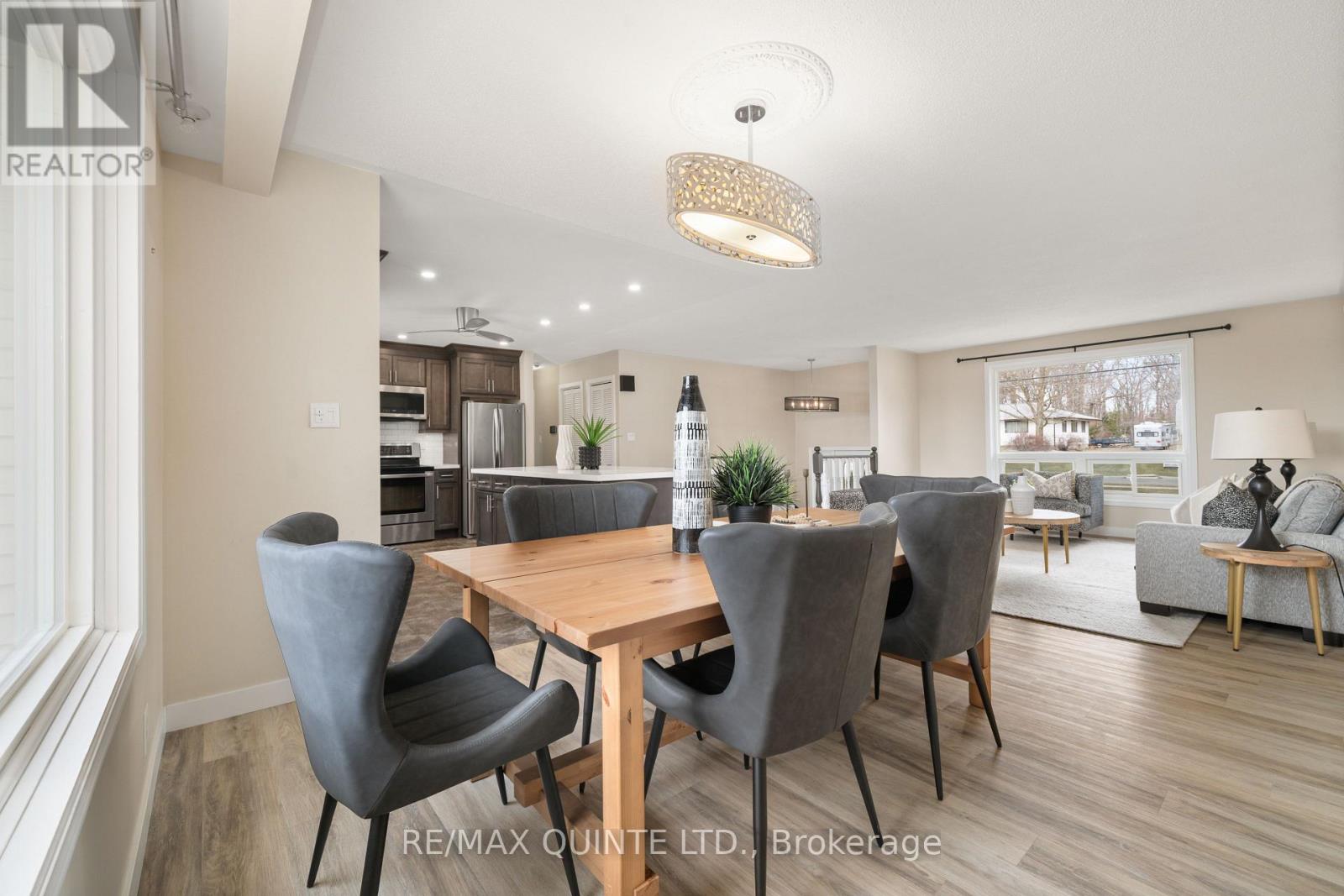 94 Cloverleaf Drive, Belleville, Ontario  K8N 4Z5 - Photo 12 - X12593686