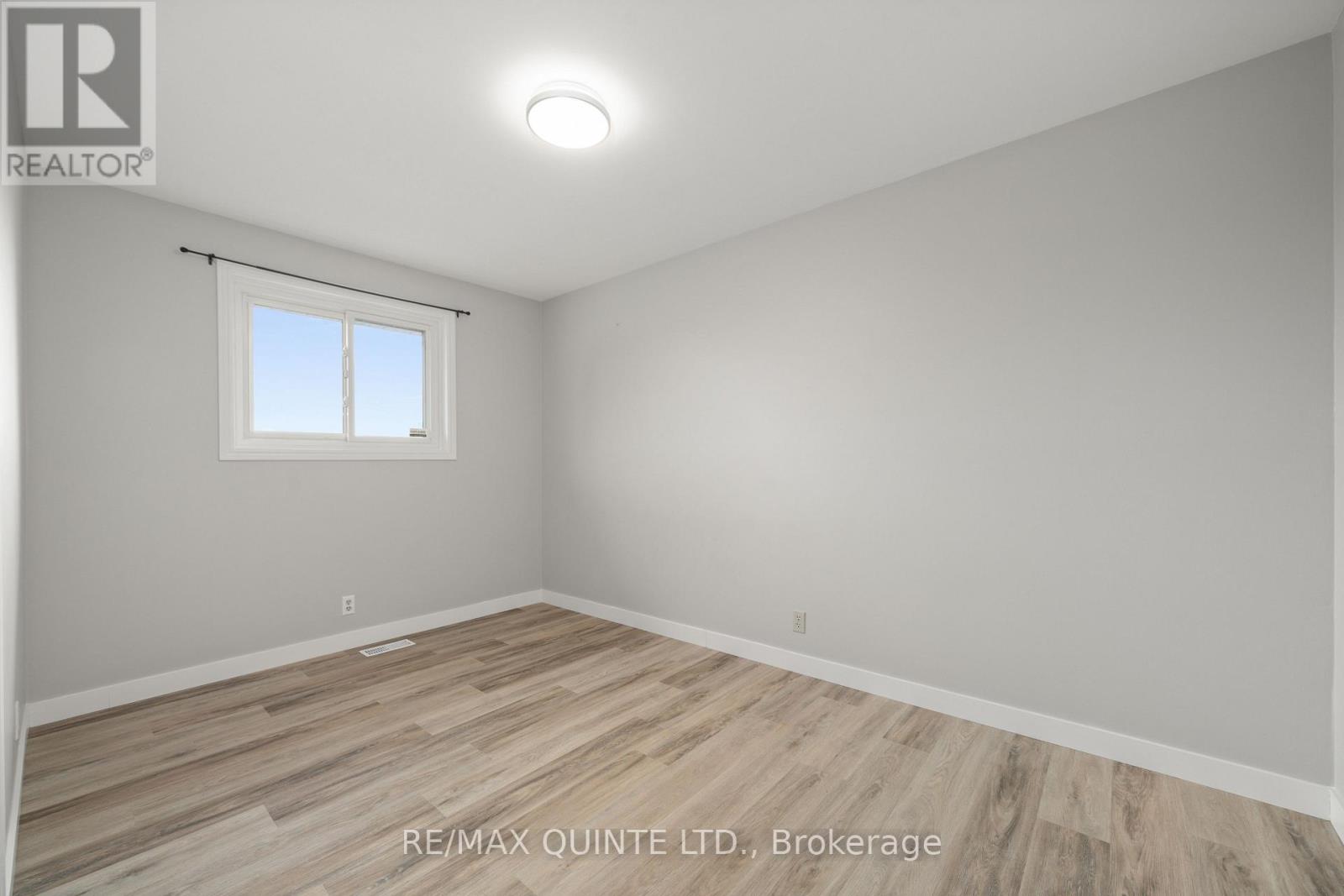 94 Cloverleaf Drive, Belleville, Ontario  K8N 4Z5 - Photo 16 - X12593686