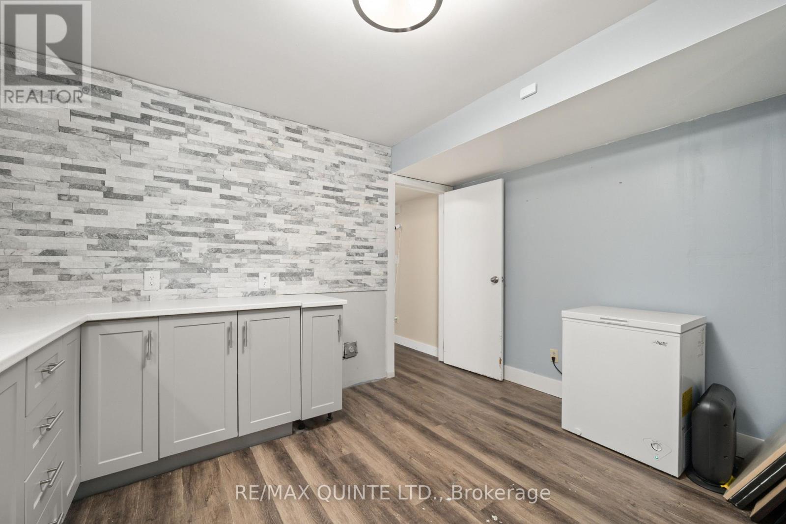 94 Cloverleaf Drive, Belleville, Ontario  K8N 4Z5 - Photo 34 - X12593686