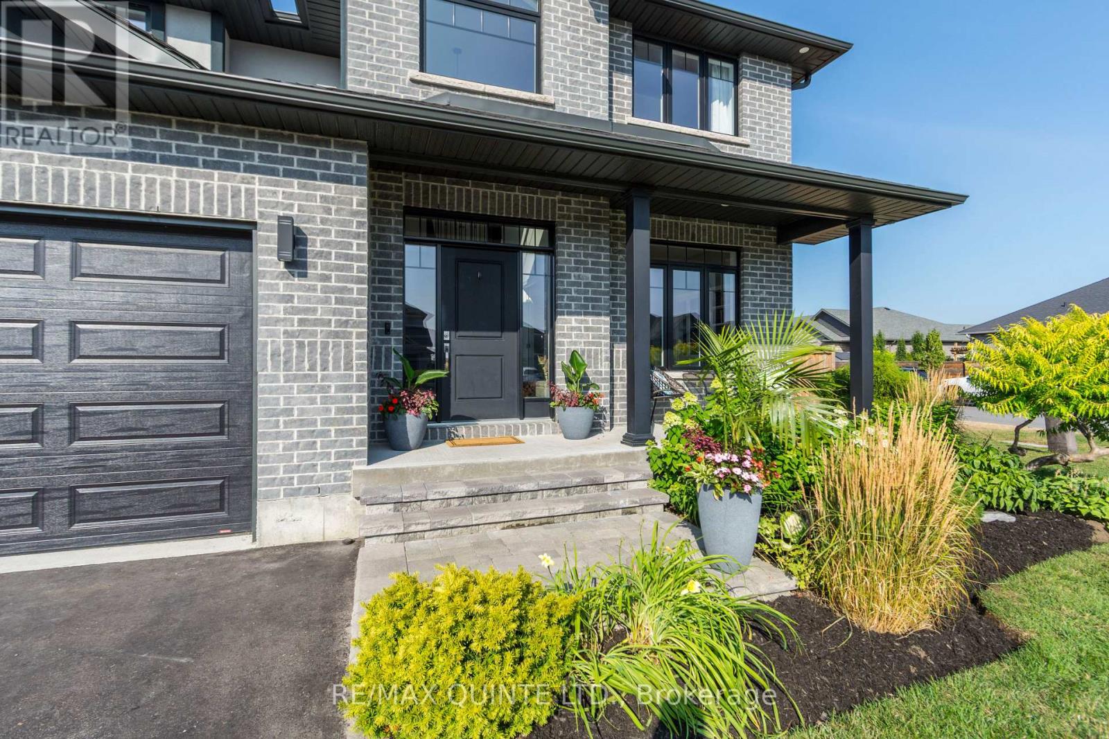 104 Hampton Ridge Drive, Belleville, Ontario  K8N 0E6 - Photo 2 - X12594958