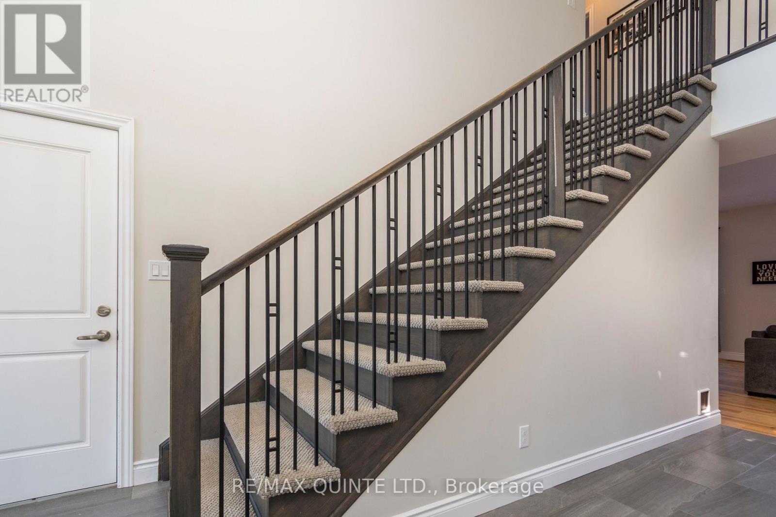 104 Hampton Ridge Drive, Belleville, Ontario  K8N 0E6 - Photo 6 - X12594958