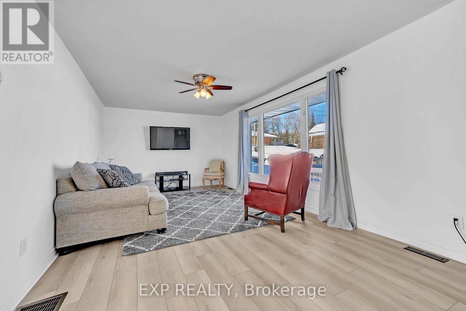 11 Concession Road, Quinte West, Ontario  K0K 2C0 - Photo 6 - X12601344