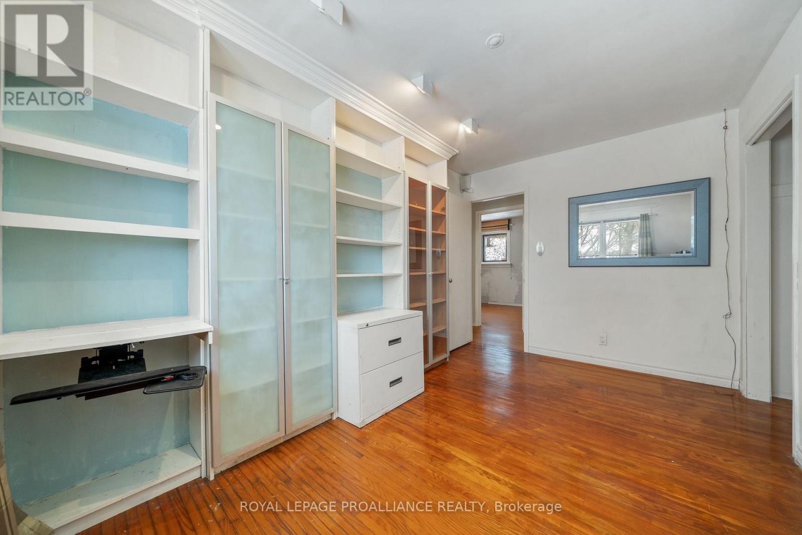 1237 Victoria Road, Prince Edward County, Ontario  K0K 1A0 - Photo 27 - X12604910