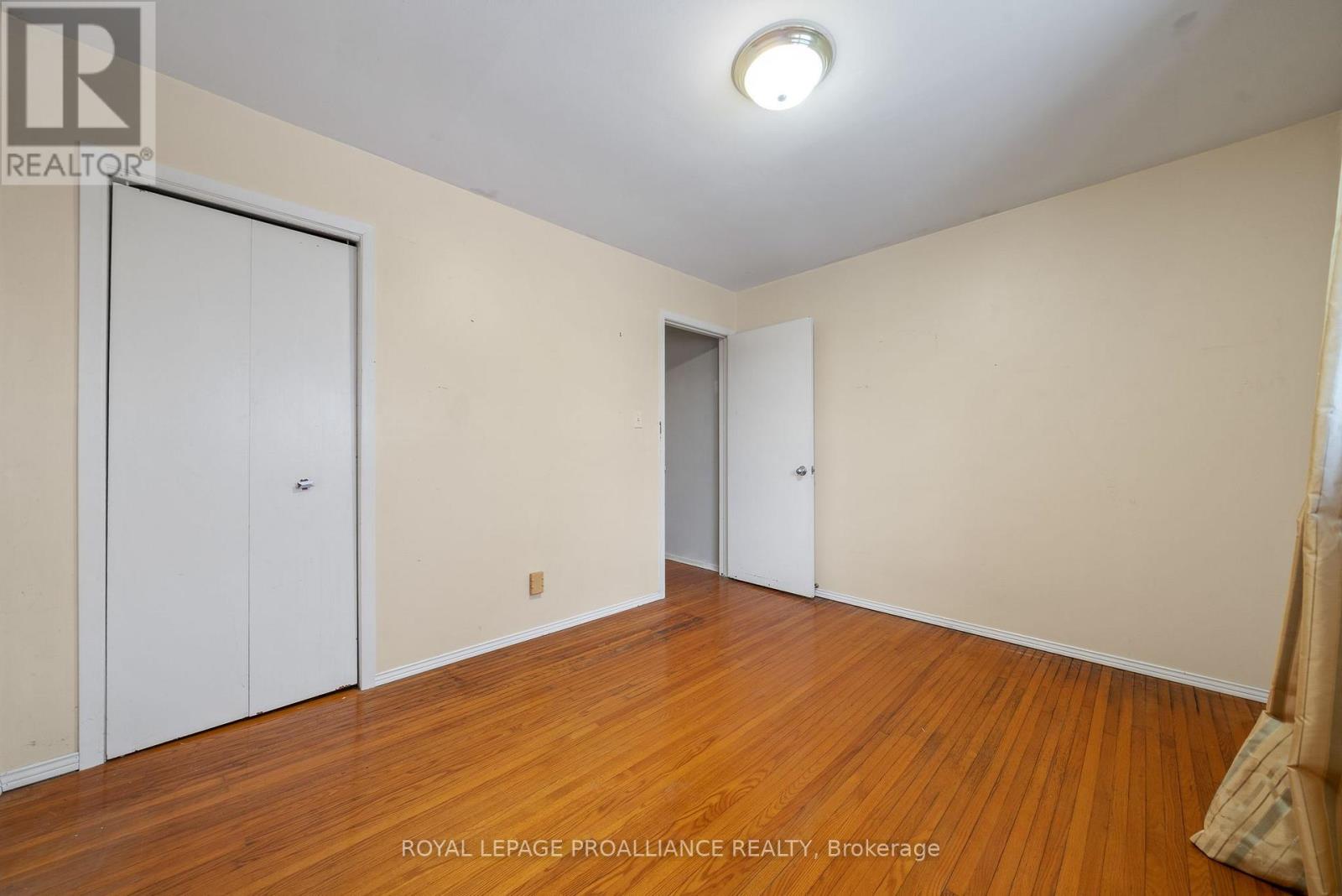 1237 Victoria Road, Prince Edward County, Ontario  K0K 1A0 - Photo 30 - X12604910