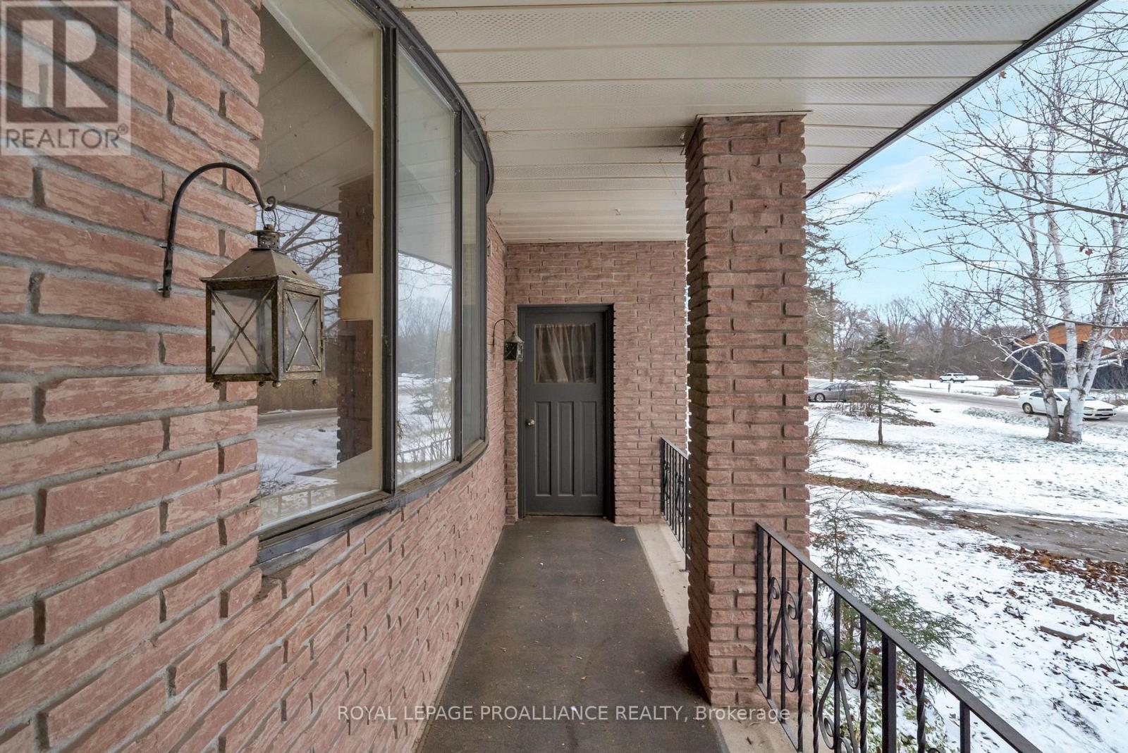 1237 Victoria Road, Prince Edward County, Ontario  K0K 1A0 - Photo 6 - X12604910