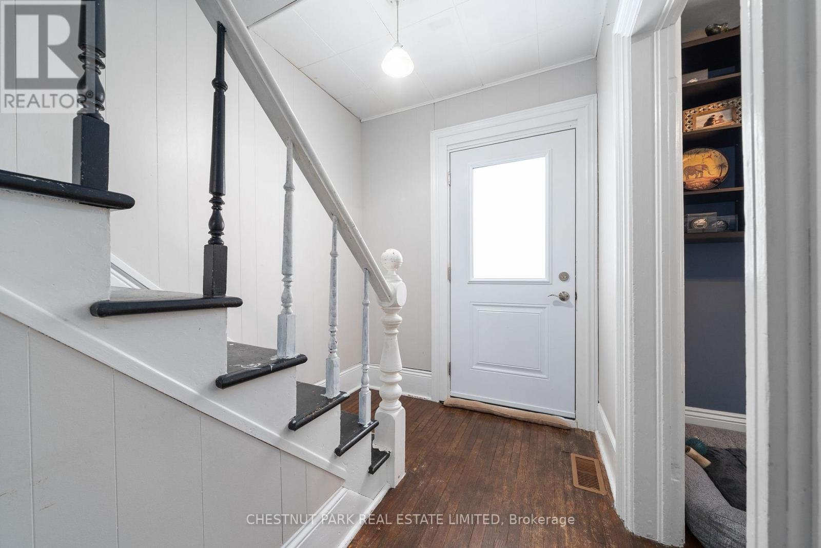 370 Kaiser Crossroad, Prince Edward County, Ontario  K0K 2T0 - Photo 18 - X12606066