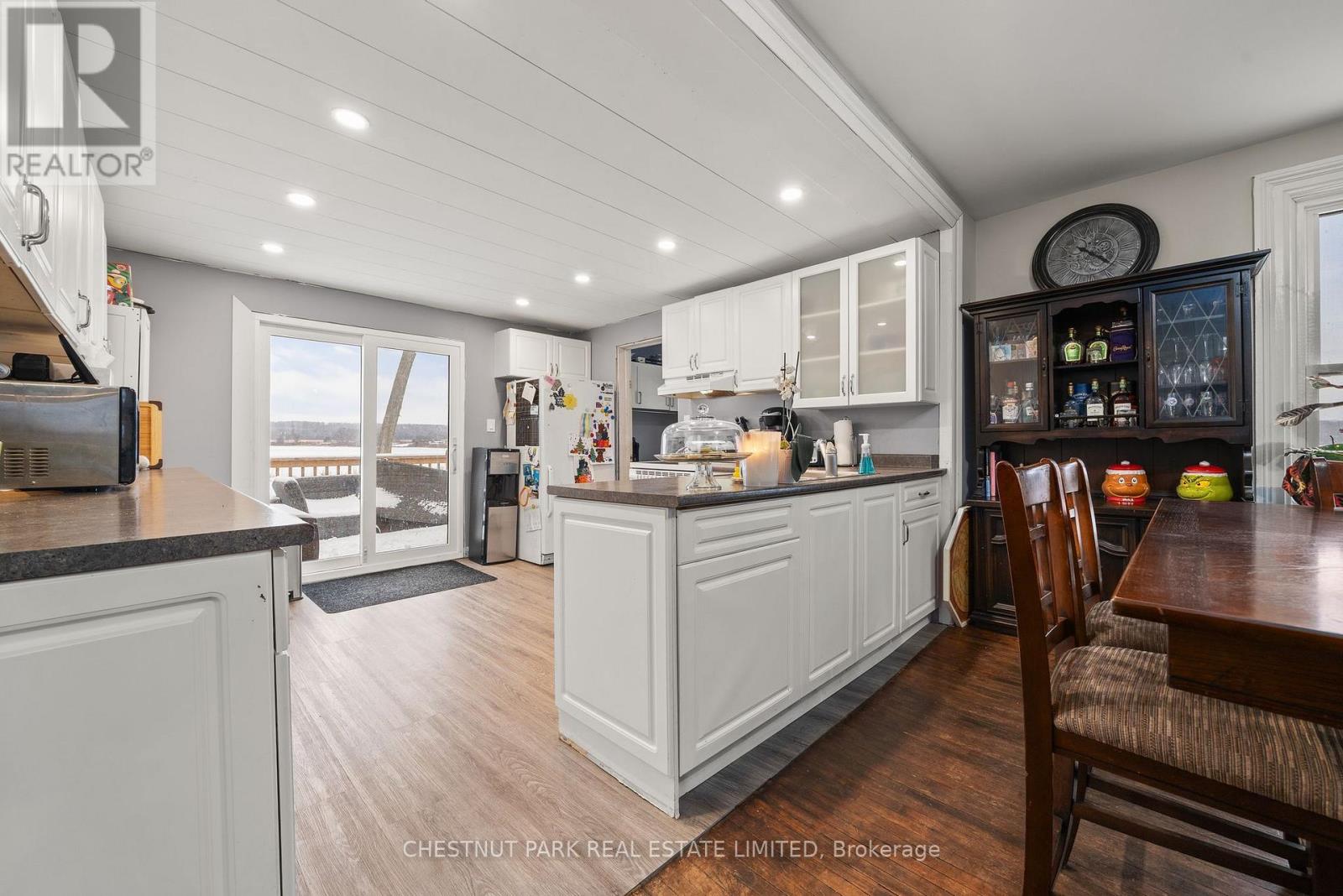 370 Kaiser Crossroad, Prince Edward County, Ontario  K0K 2T0 - Photo 9 - X12606066