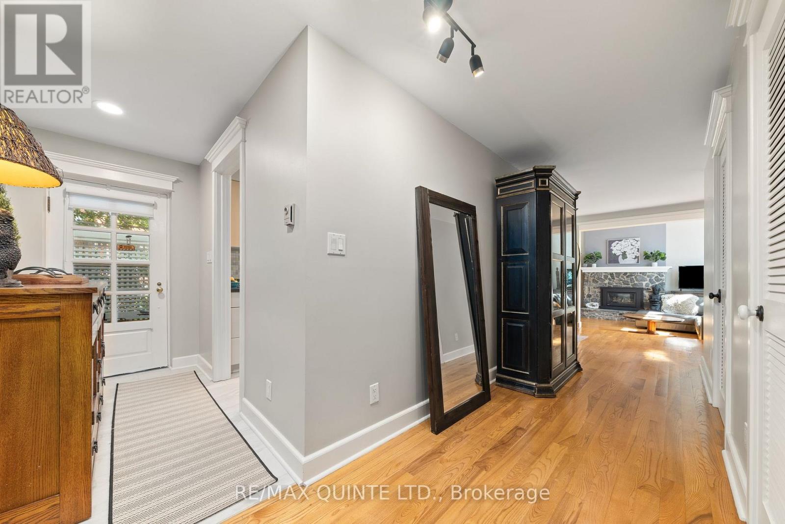 5 - 99 Bridge Street E, Belleville, Ontario  K8N 1M2 - Photo 17 - X12609286