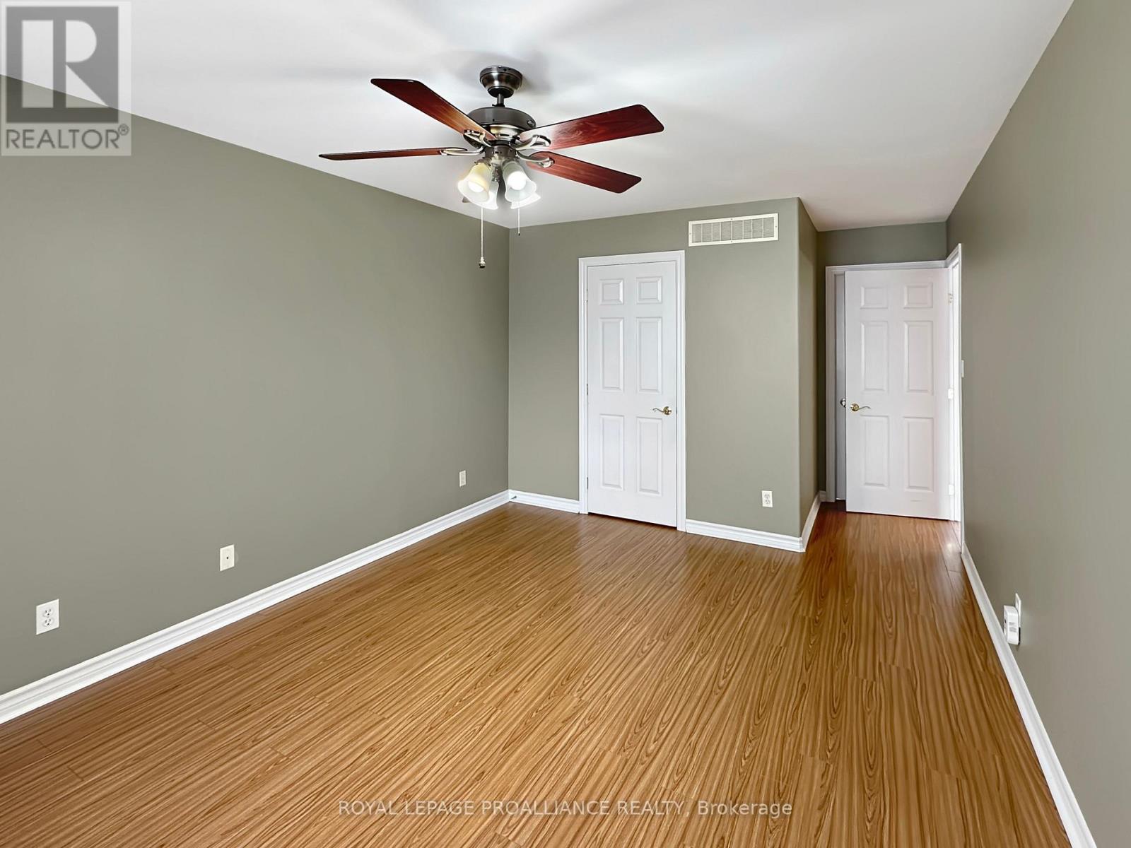 53 Sarah Court, Belleville, Ontario  K8P 0B2 - Photo 18 - X12610370