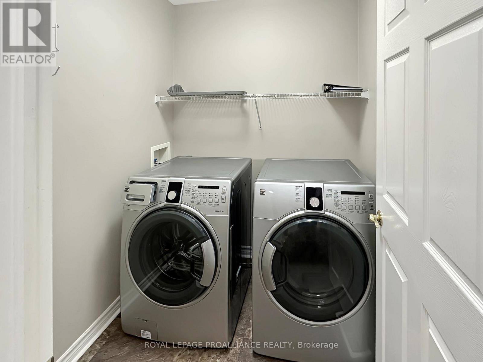 53 Sarah Court, Belleville, Ontario  K8P 0B2 - Photo 21 - X12610370