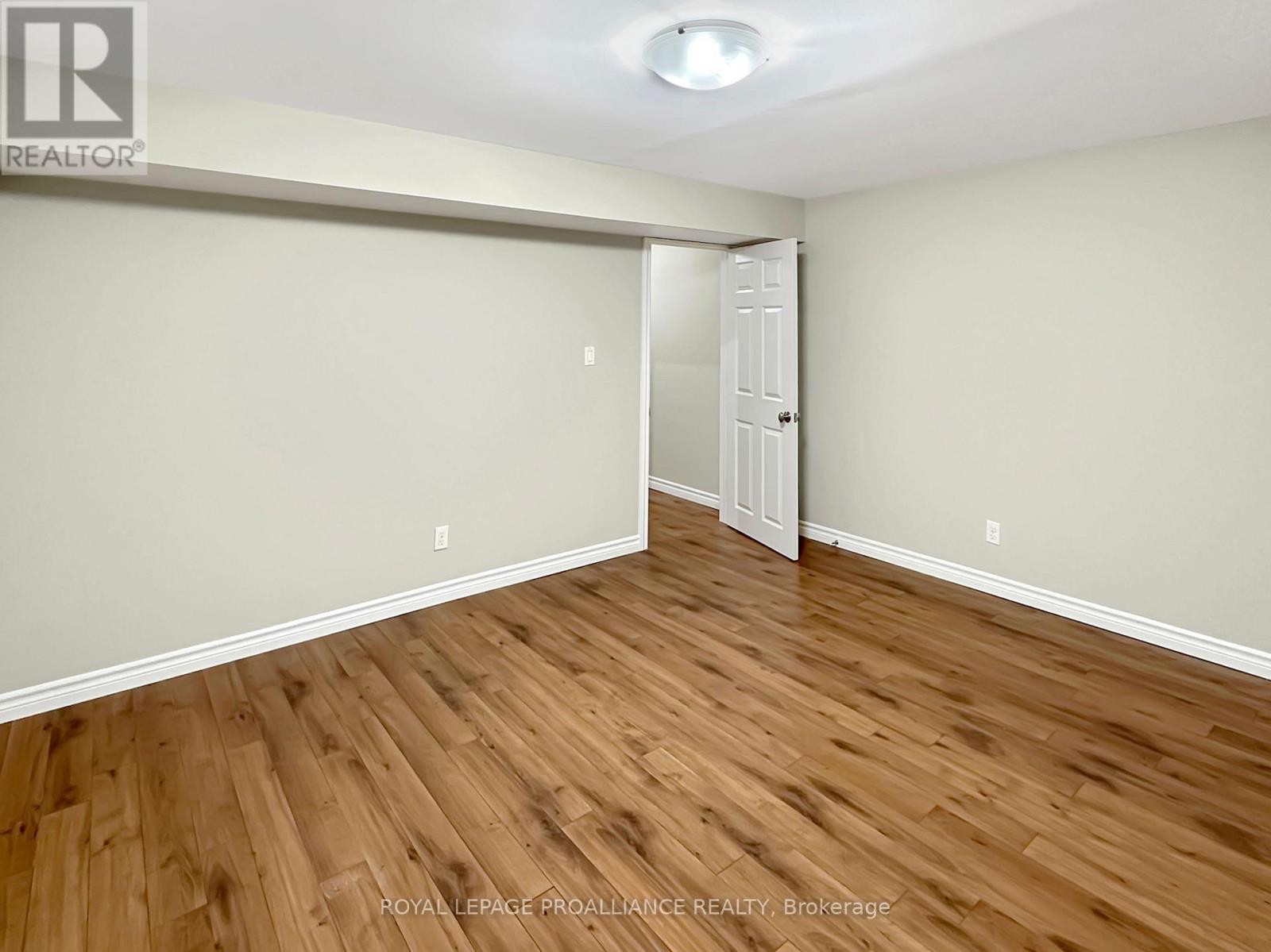 53 Sarah Court, Belleville, Ontario  K8P 0B2 - Photo 31 - X12610370