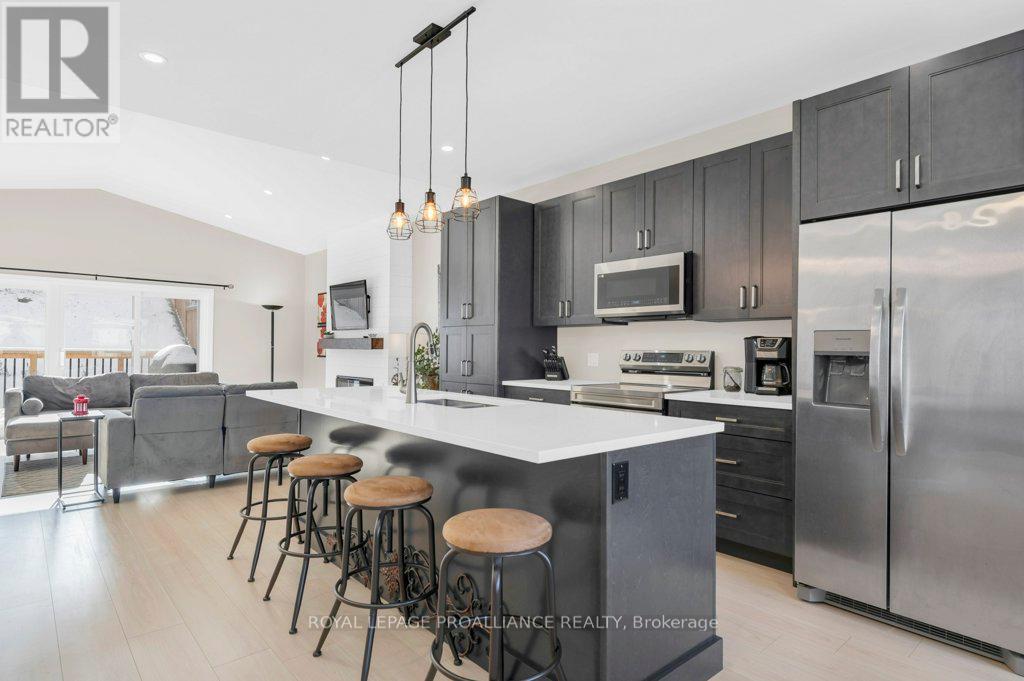 53 Meagan Lane, Quinte West, Ontario  K0K 2C0 - Photo 20 - X12610408