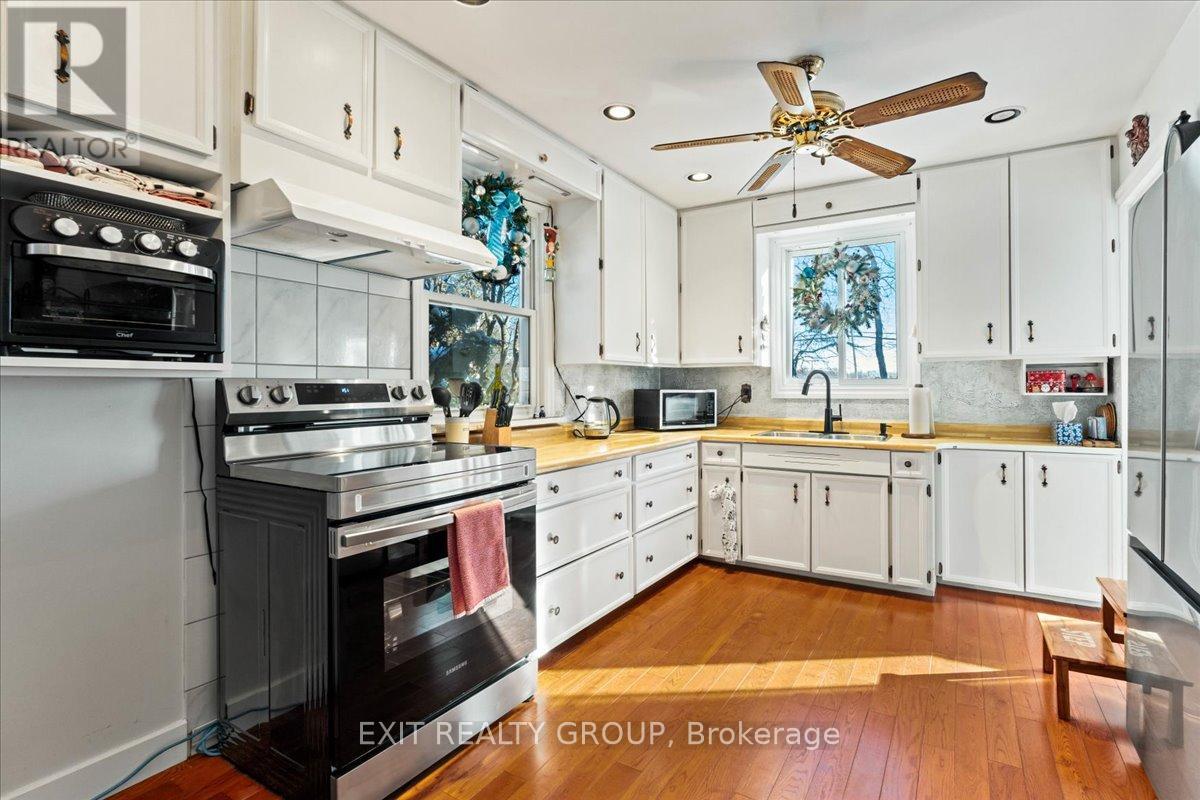 21 North Hastings Avenue, Marmora And Lake, Ontario  K0K 2M0 - Photo 4 - X12616124