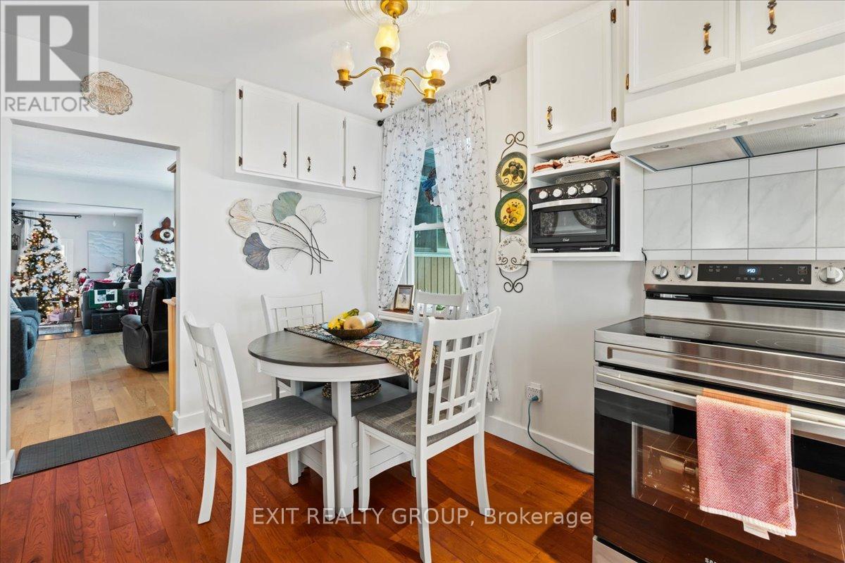 21 North Hastings Avenue, Marmora And Lake, Ontario  K0K 2M0 - Photo 9 - X12616124