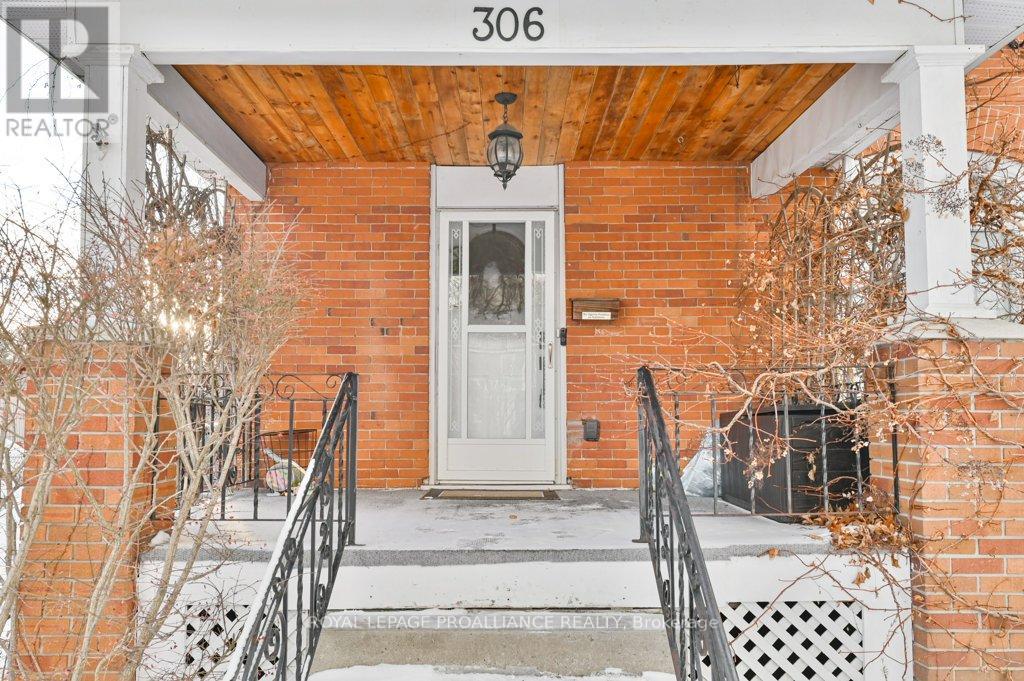 306 Bleecker Avenue, Belleville, Ontario  K8N 3V4 - Photo 7 - X12629272