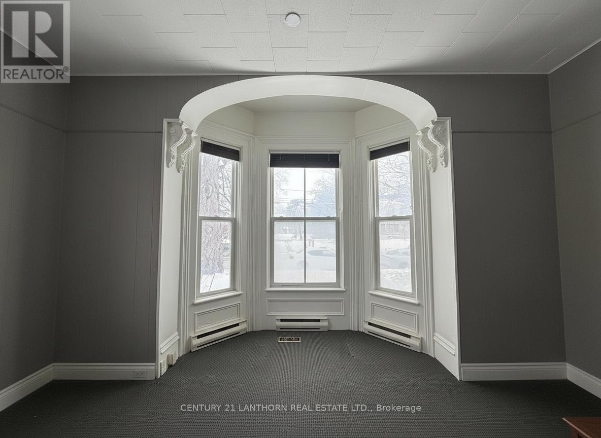 340 Main Street, Prince Edward County, Ontario  K0K 2T0 - Photo 7 - X12629664