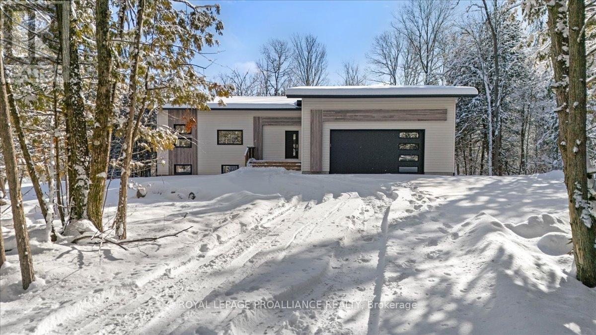 1378 SLAB STREET, Centre Hastings, Ontario