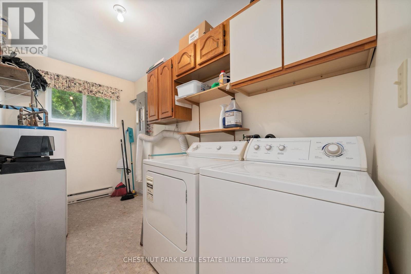 84-88 Munroe Lane, Prince Edward County, Ontario  K0K 2T0 - Photo 21 - X12633198