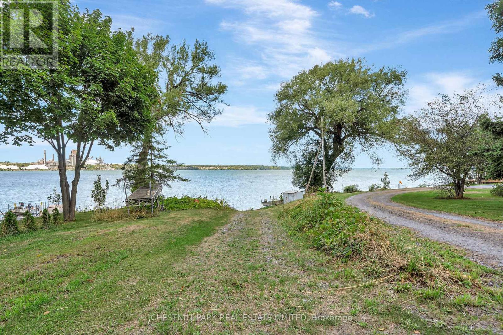 84-88 Munroe Lane, Prince Edward County, Ontario  K0K 2T0 - Photo 39 - X12633198