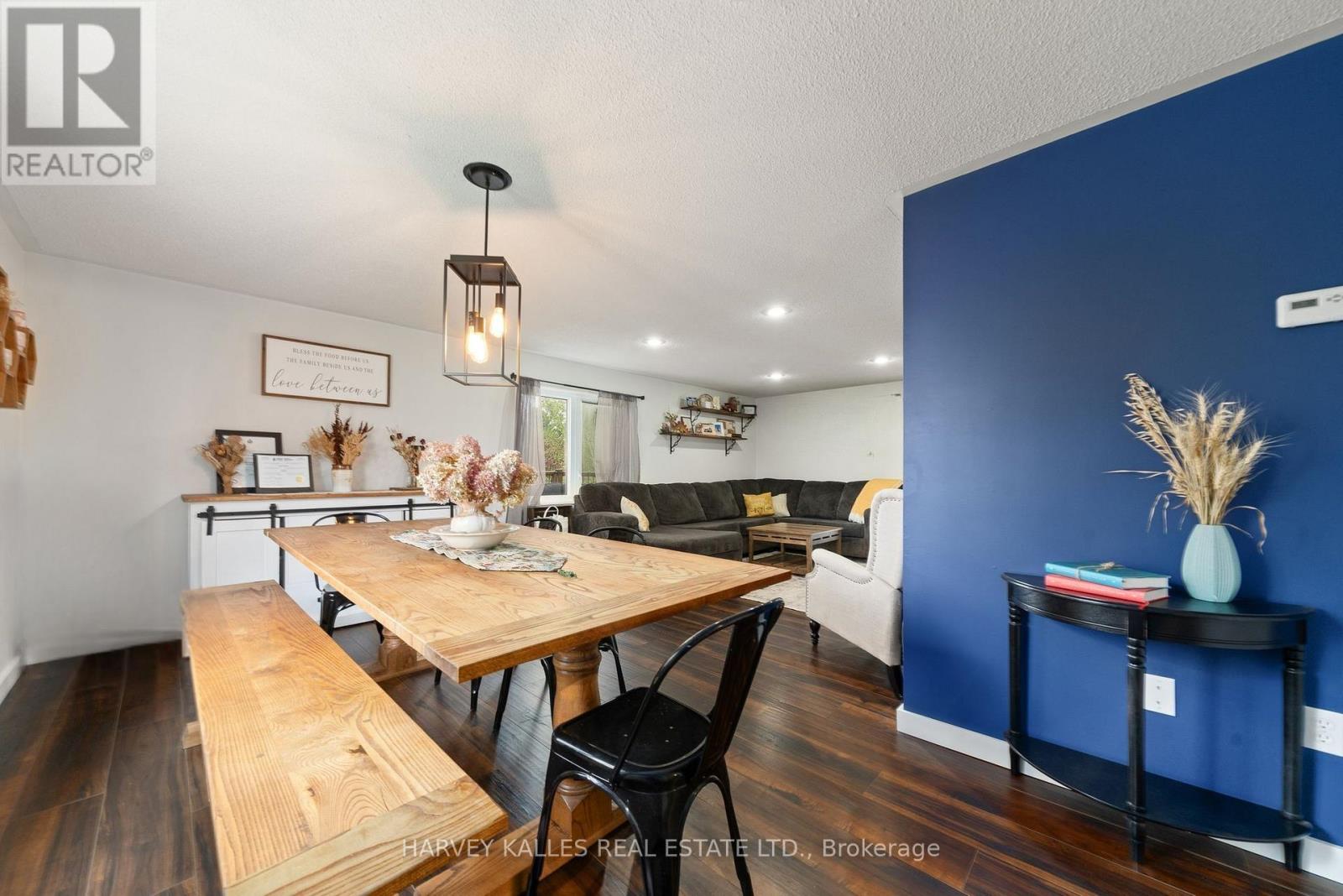 13965 Loyalist Parkway, Prince Edward County, Ontario  K0K 2T0 - Photo 13 - X12635328