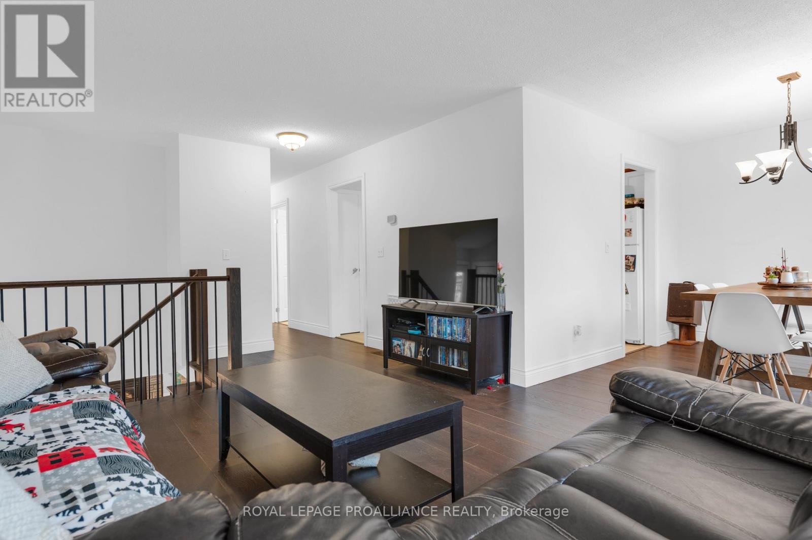 22 Briarwood Crescent, Belleville, Ontario  K8N 5J7 - Photo 8 - X12640566