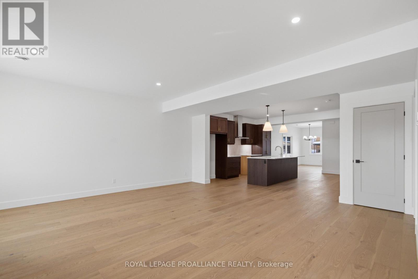 39 Fraser Drive, Quinte West, Ontario  K0K 1E0 - Photo 15 - X12642808