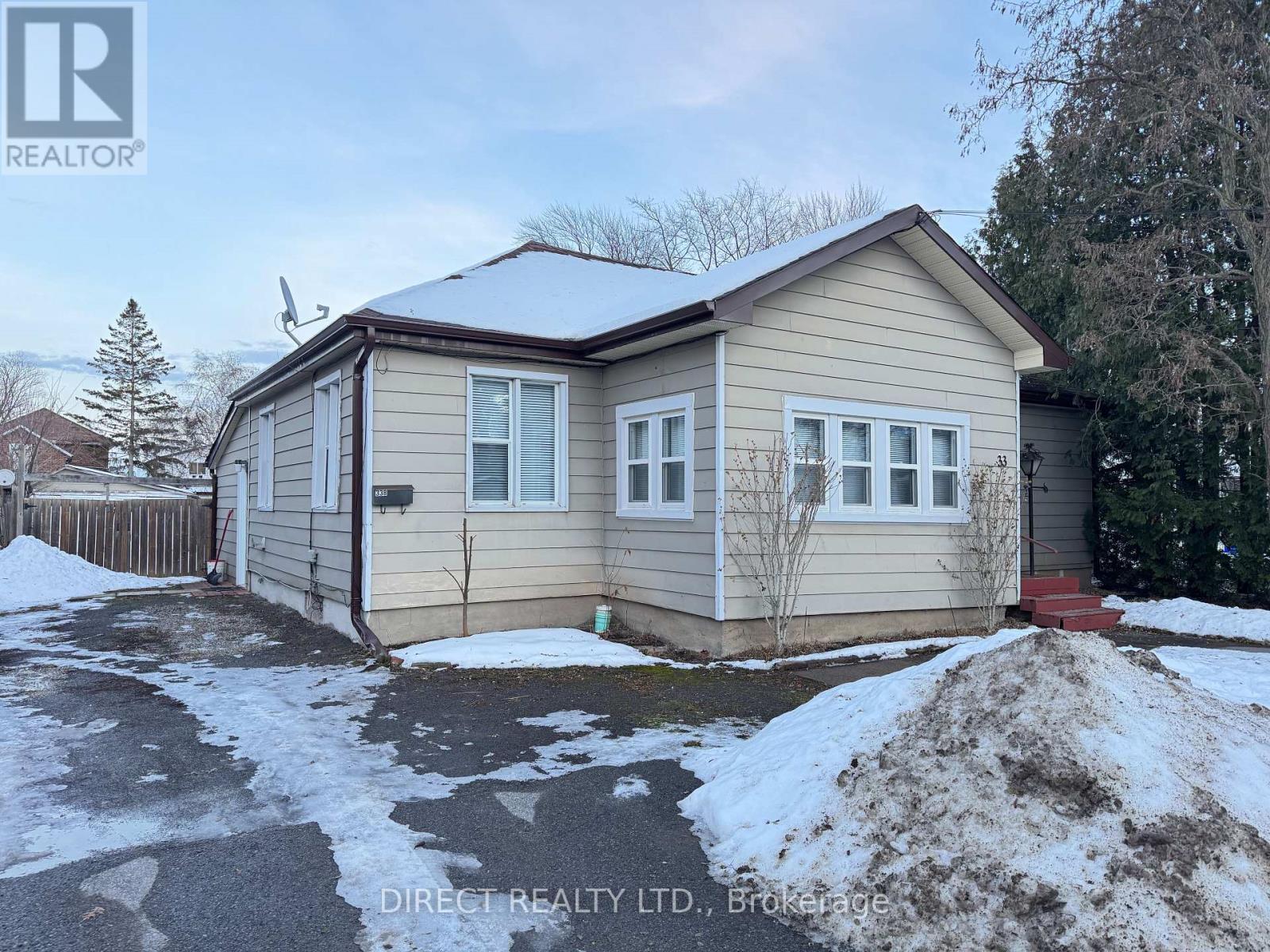 33 SINCLAIR STREET, Belleville, Ontario