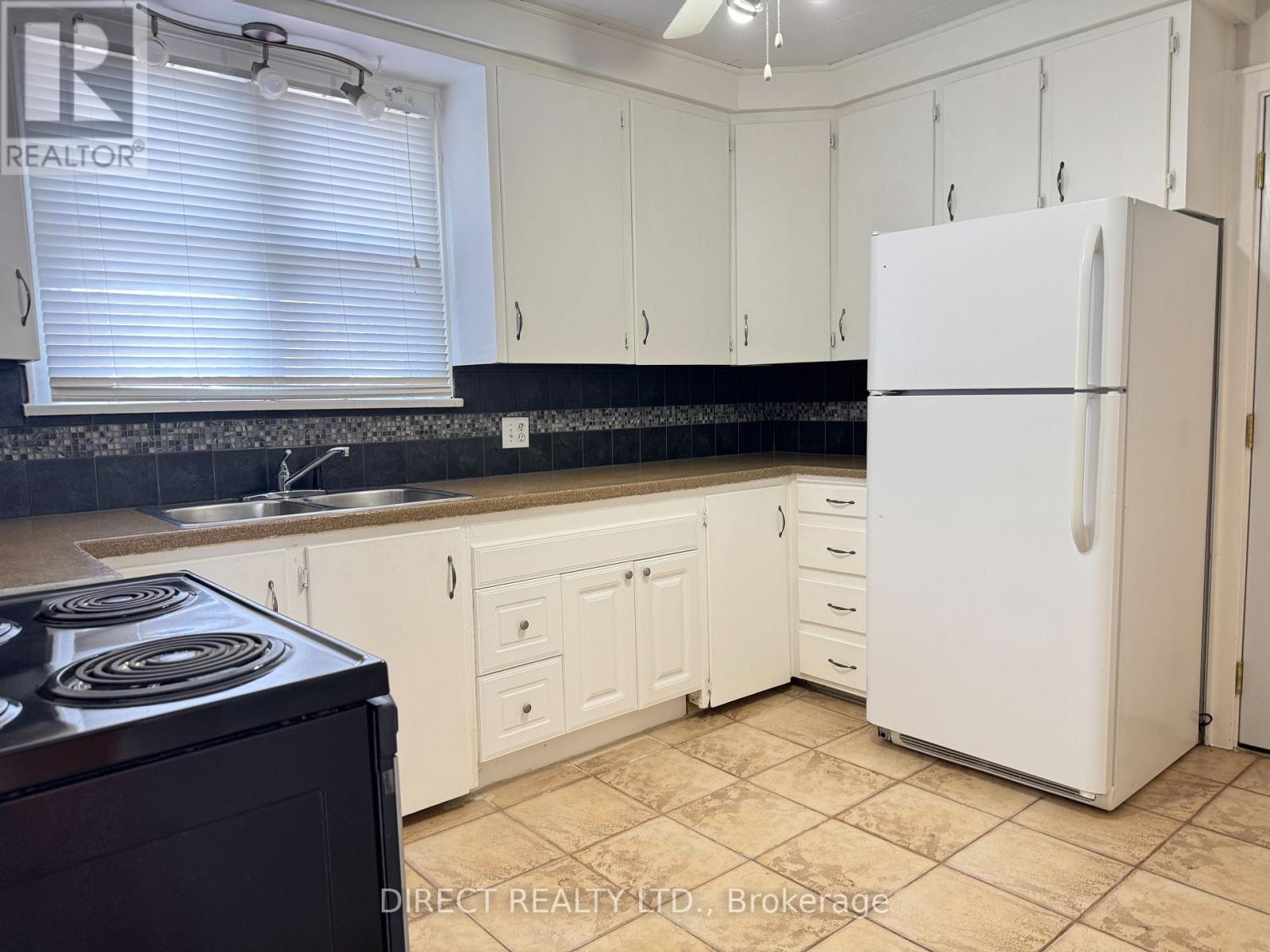 33 Sinclair Street, Belleville, Ontario  K8P 3S5 - Photo 14 - X12642996