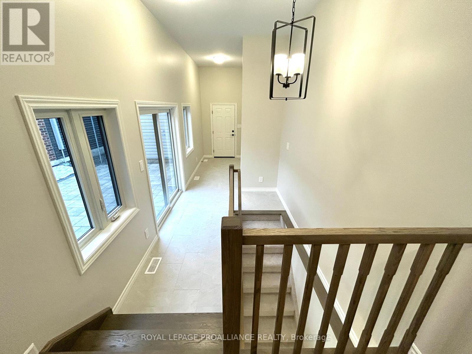 83 Athabaska Drive, Belleville, Ontario  K8N 0T1 - Photo 13 - X12643976