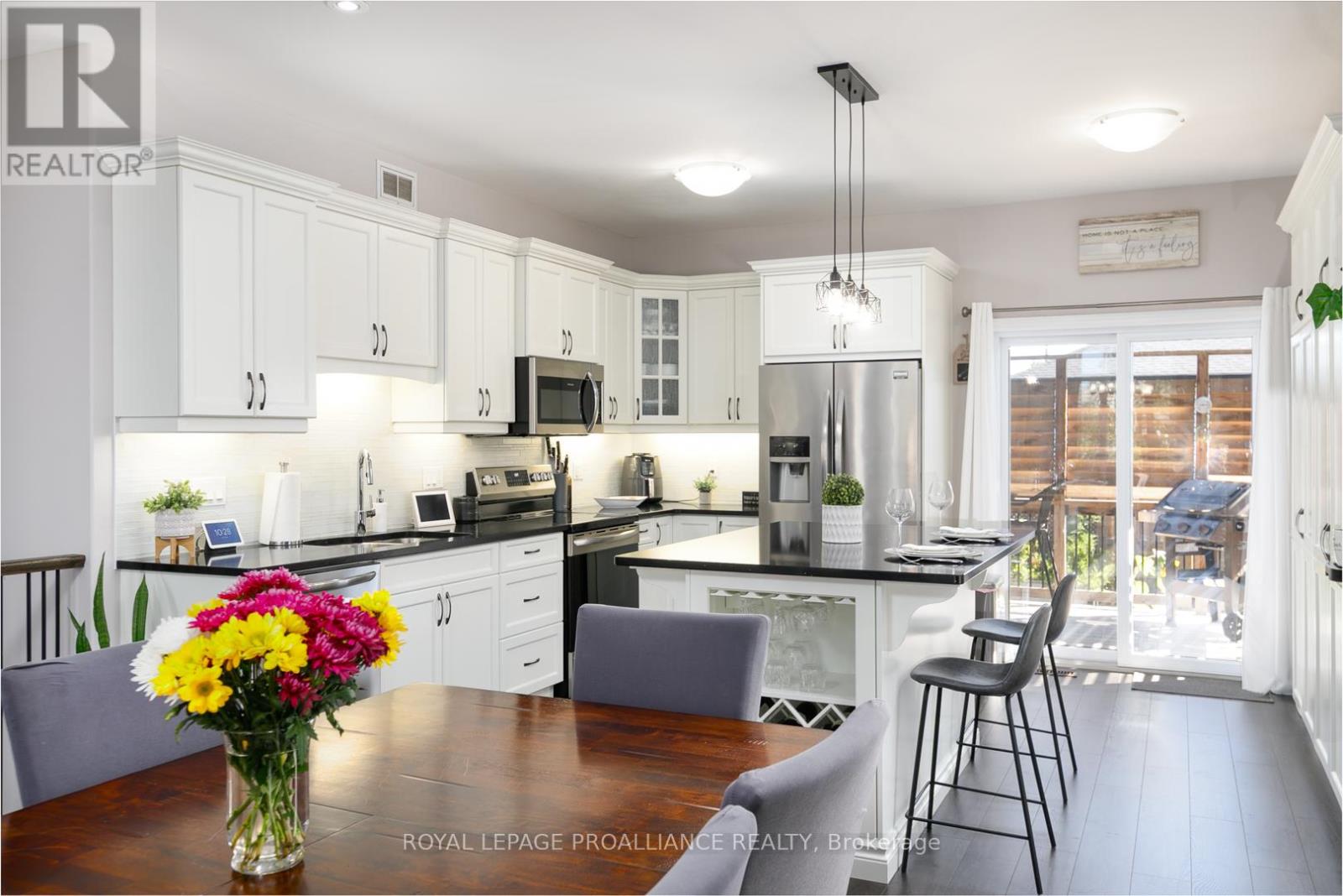 81 Sienna Avenue, Belleville, Ontario  K8P 0E9 - Photo 7 - X12648264