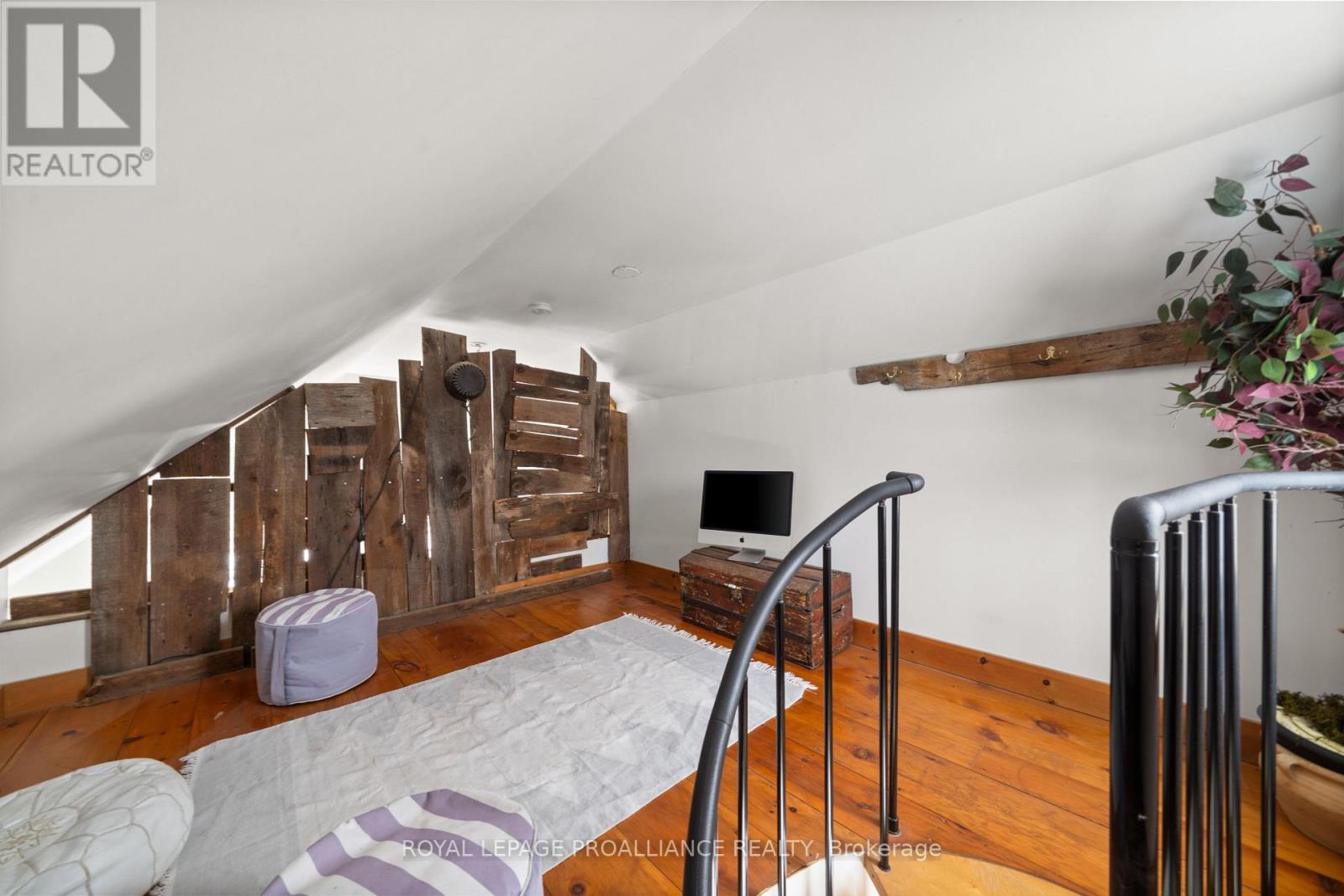 782 County Road 49, Prince Edward County, Ontario  K0K 2T0 - Photo 10 - X12651864