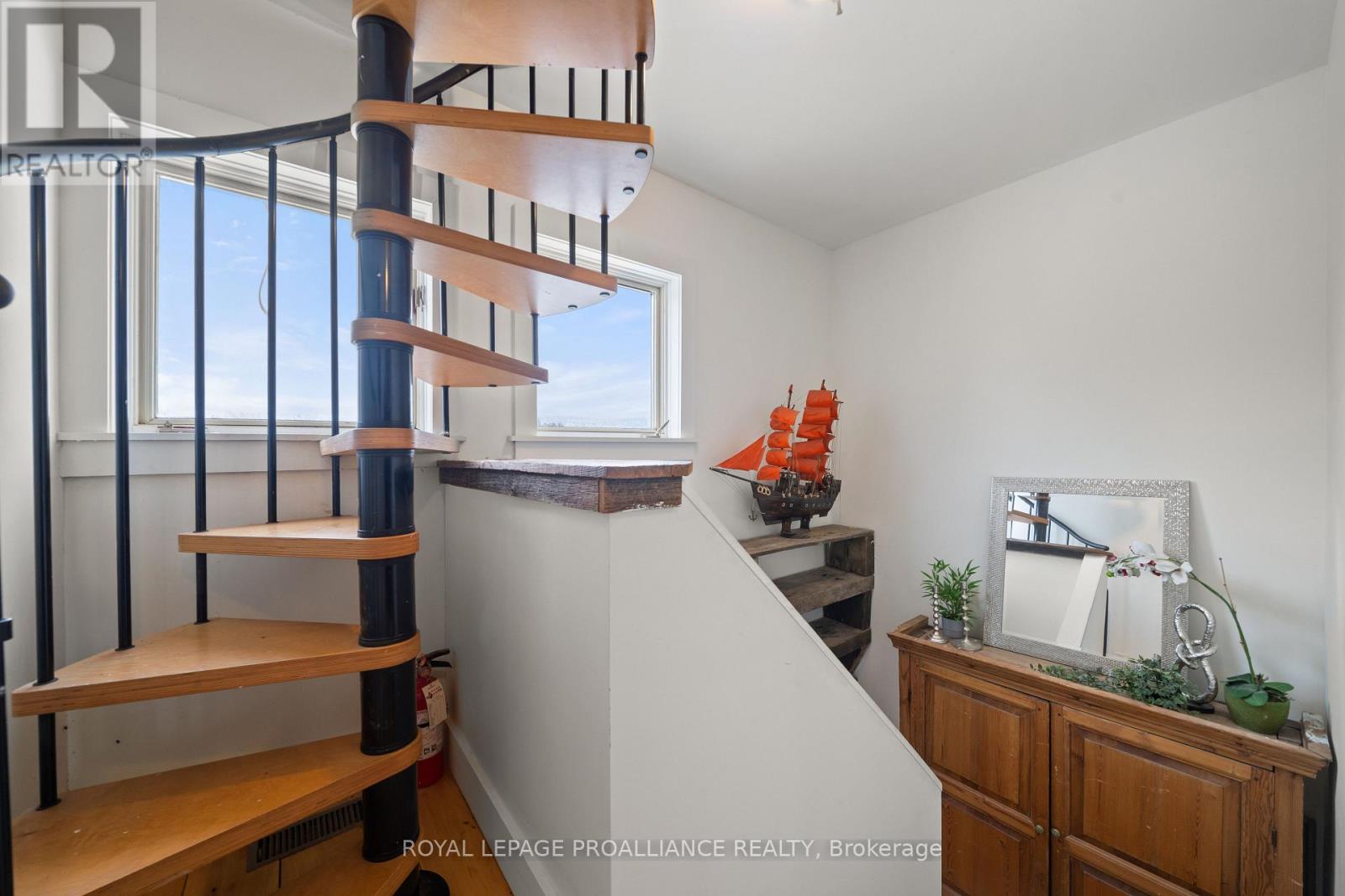 782 County Road 49, Prince Edward County, Ontario  K0K 2T0 - Photo 25 - X12651864