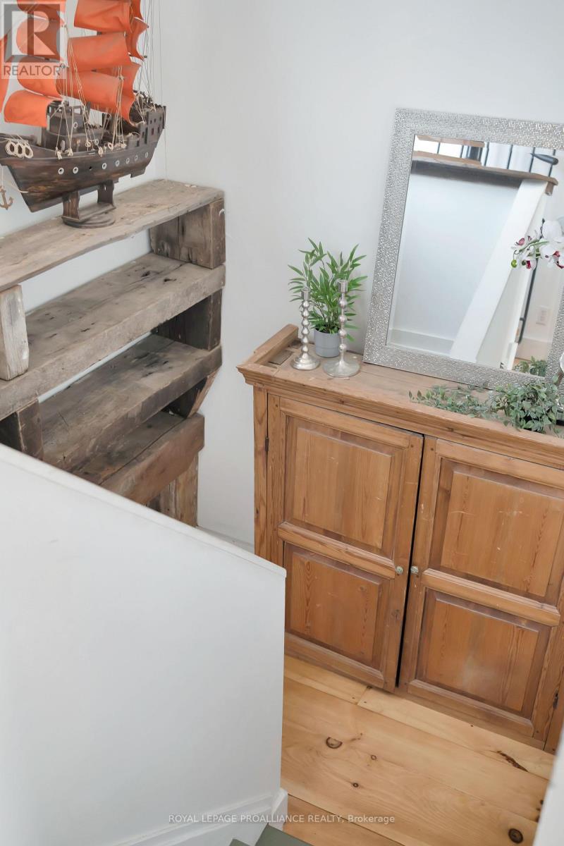 782 County Road 49, Prince Edward County, Ontario  K0K 2T0 - Photo 26 - X12651864