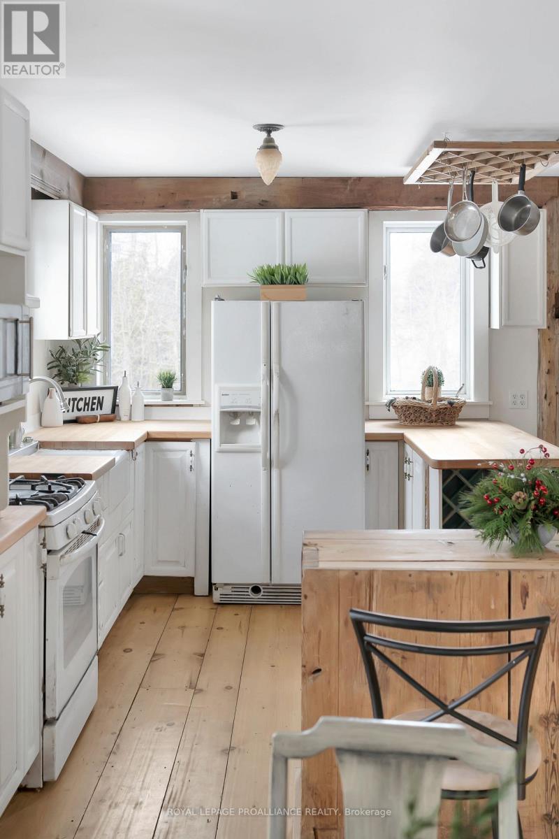 782 County Road 49, Prince Edward County, Ontario  K0K 2T0 - Photo 39 - X12651864