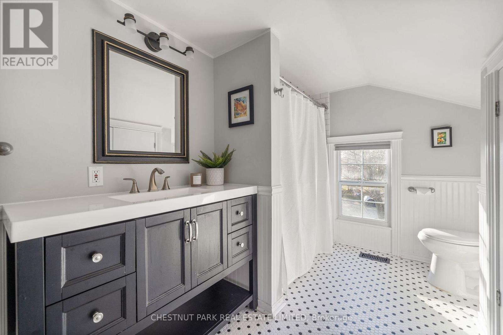 14782 Loyalist Parkway, Prince Edward County, Ontario  K0K 1G0 - Photo 22 - X12651980