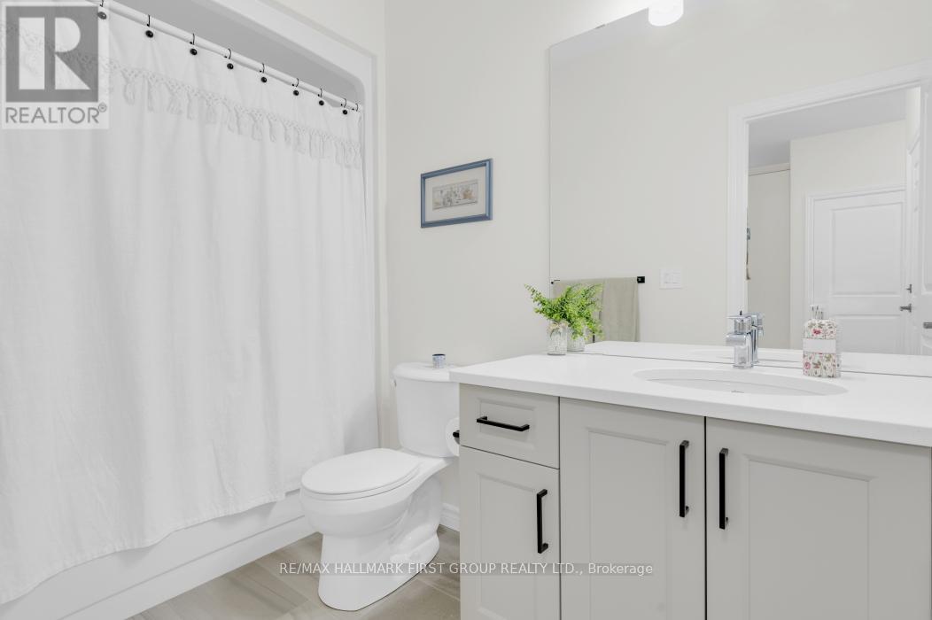 114 Athabaska Drive, Belleville, Ontario  K8N 0V6 - Photo 8 - X12656466