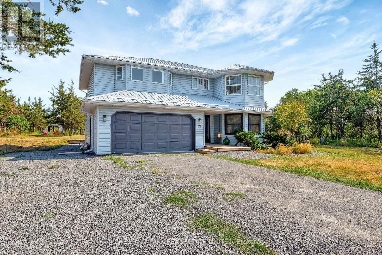 62 Mitchells Crossroad, Prince Edward County, Ontario  K0K 2T0 - Photo 2 - X12657366