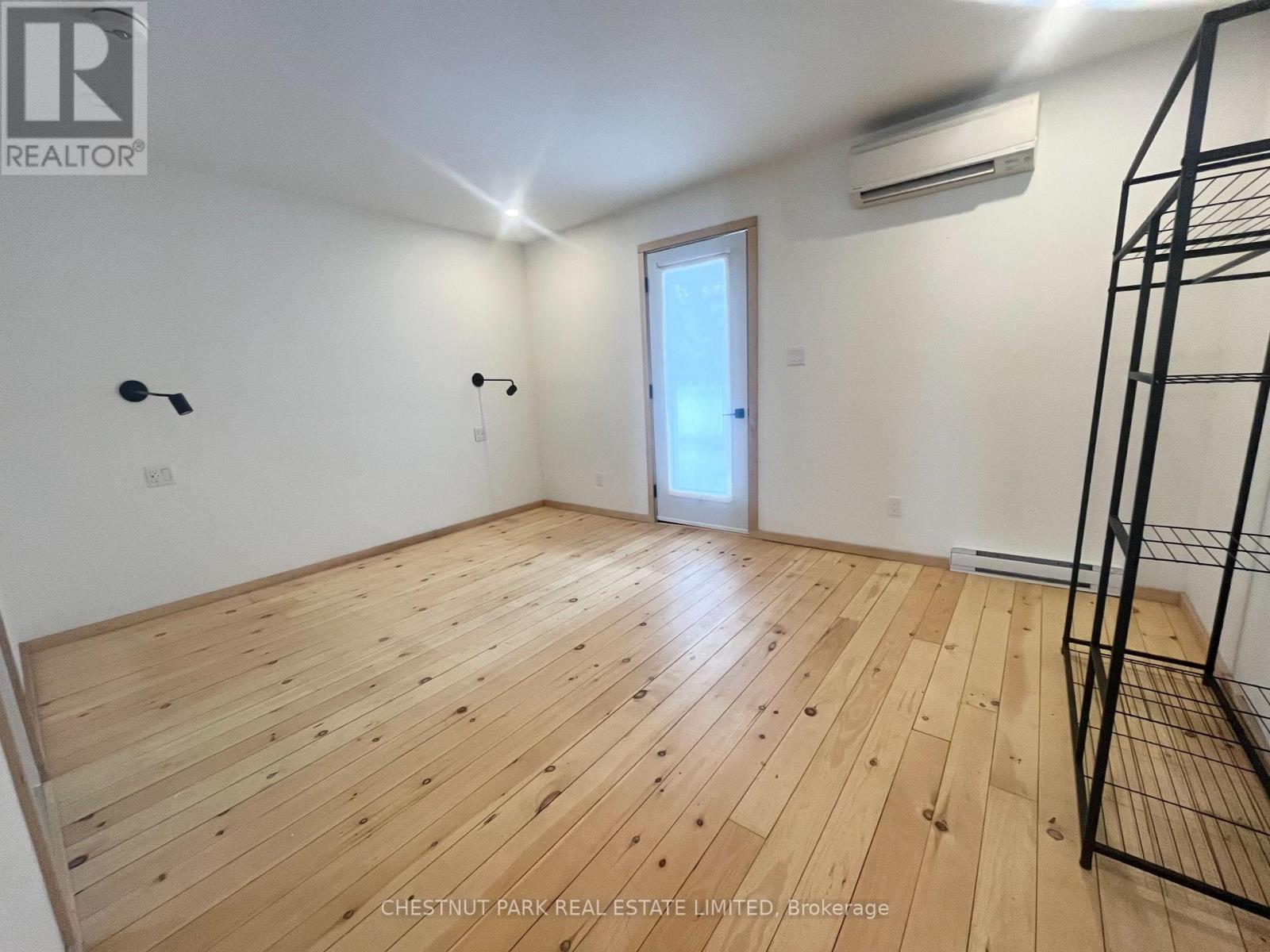 62 Mitchells Crossroad, Prince Edward County, Ontario  K0K 2T0 - Photo 31 - X12657366