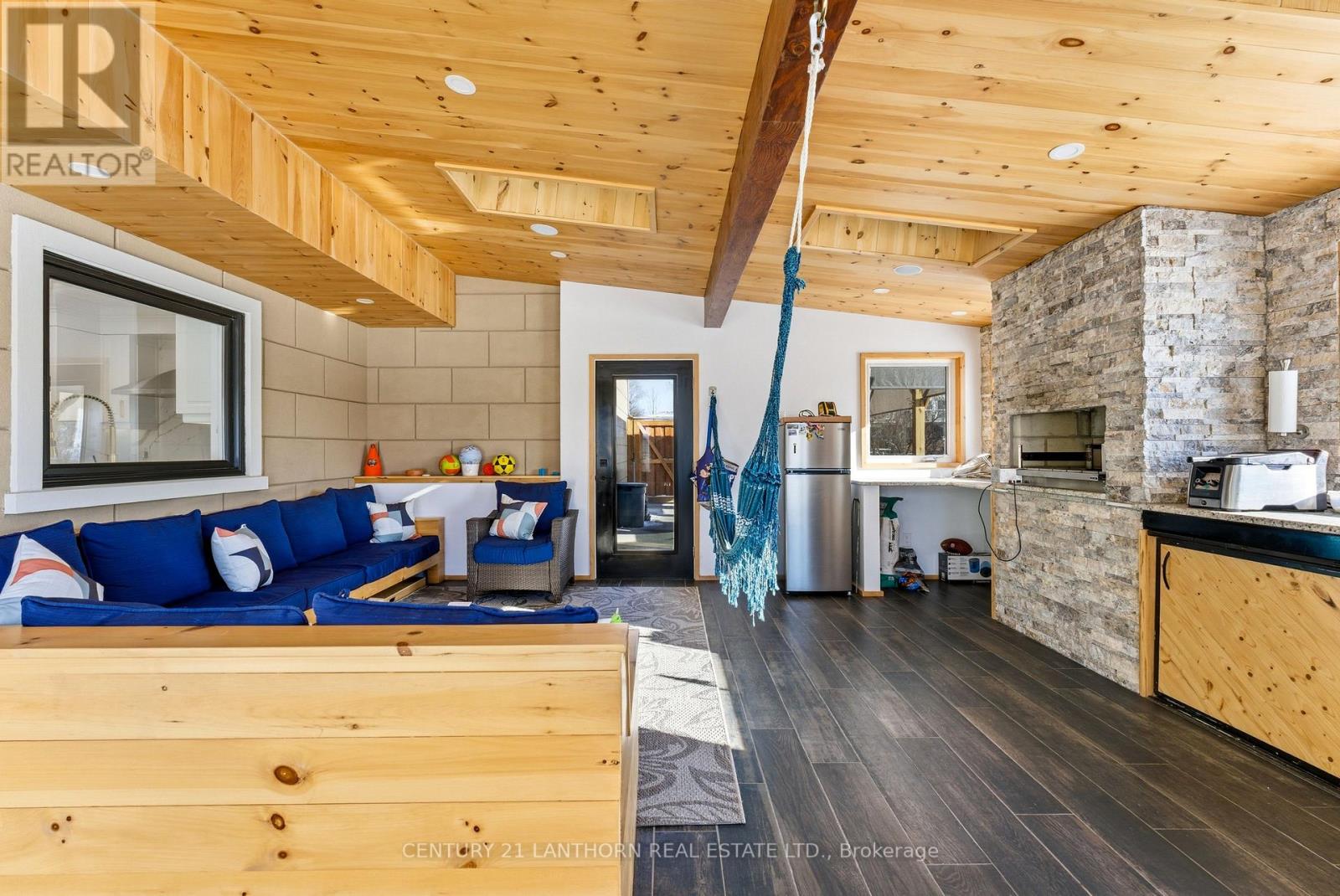 13 Blakely Road, Prince Edward County, Ontario  K0K 1T0 - Photo 21 - X12665186