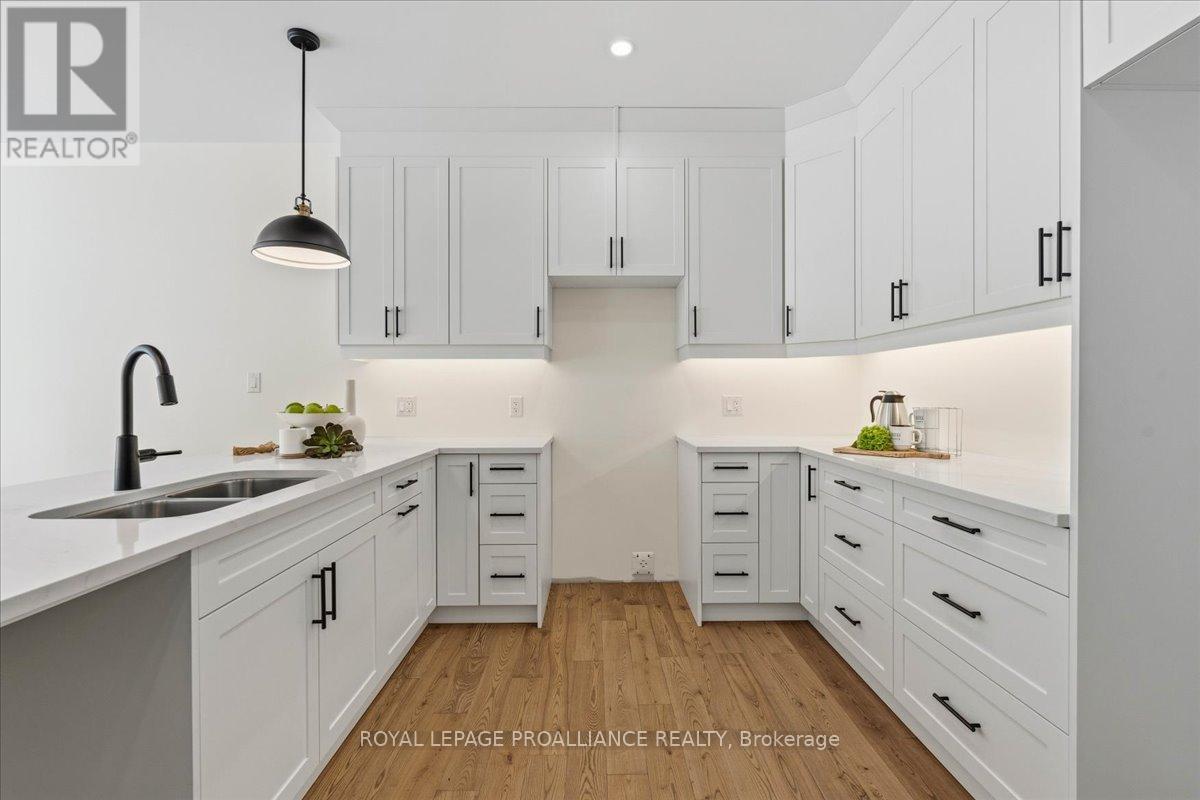 163 Pomeroy Avenue, Tweed, Ontario  K0K 3J0 - Photo 2 - X12665194