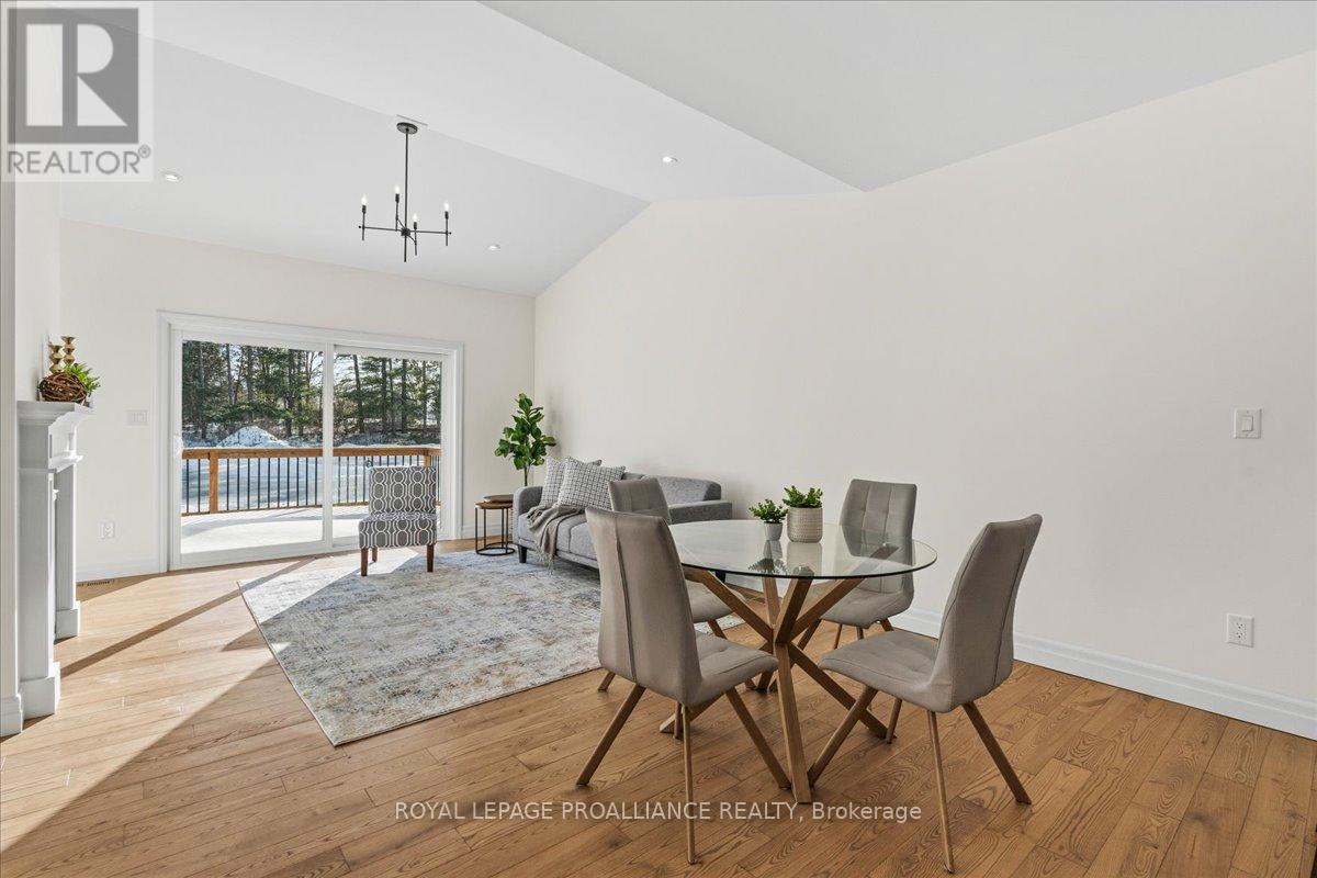 163 Pomeroy Avenue, Tweed, Ontario  K0K 3J0 - Photo 5 - X12665194