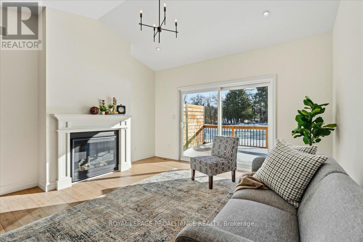 163 Pomeroy Avenue, Tweed, Ontario  K0K 3J0 - Photo 6 - X12665194