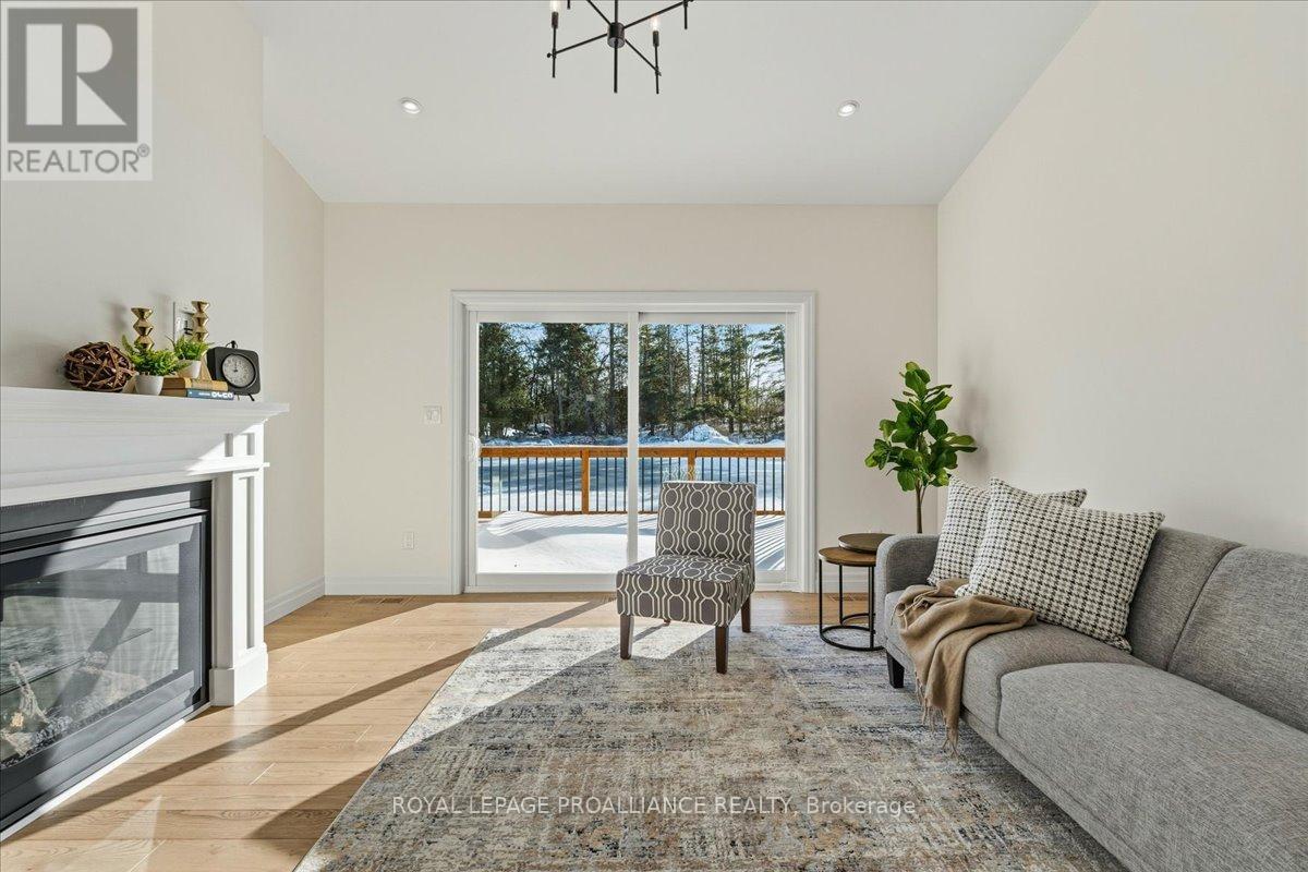 163 Pomeroy Avenue, Tweed, Ontario  K0K 3J0 - Photo 7 - X12665194